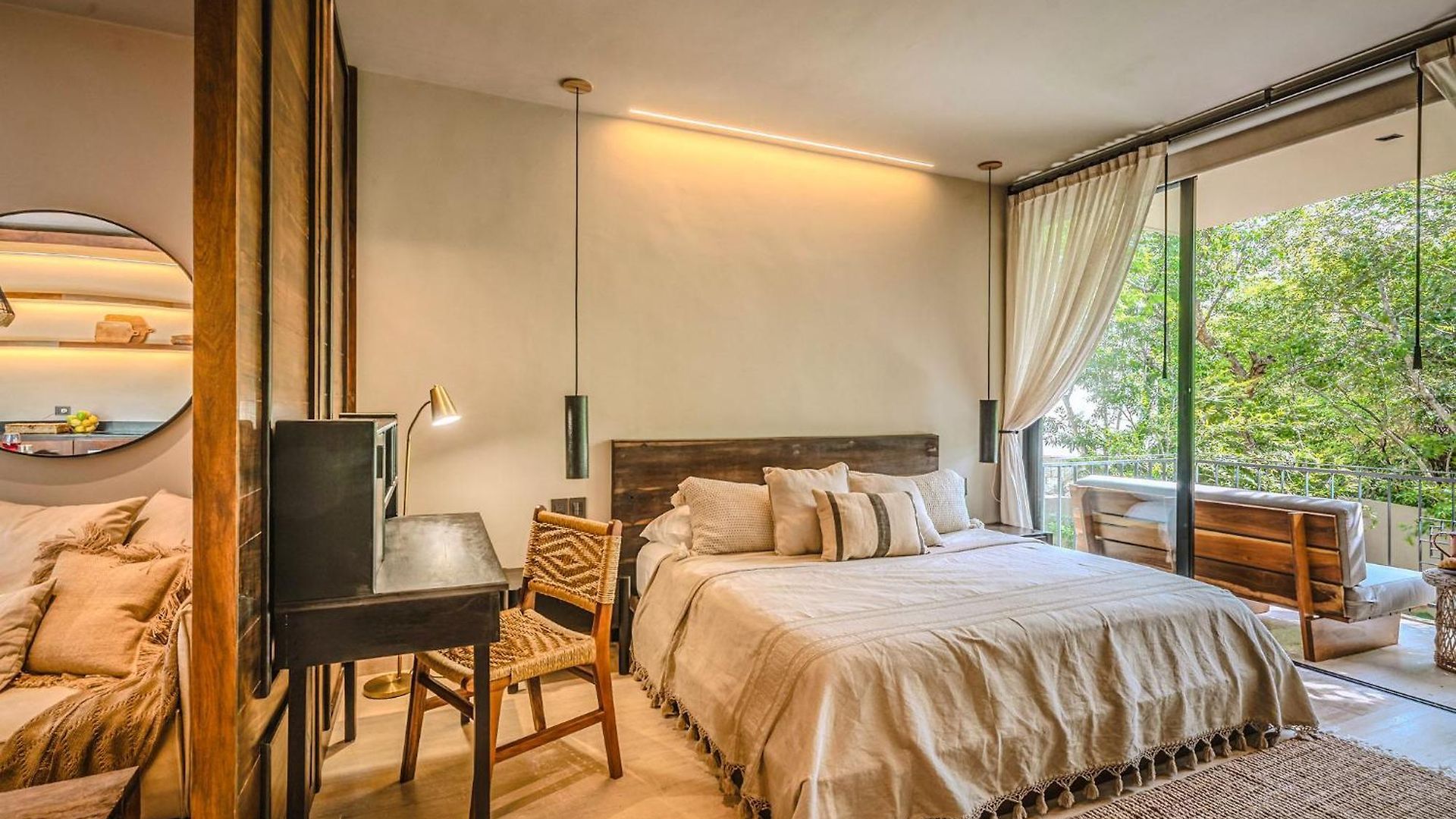 Apartment Art Design Loft With Pool, Big Gym, Spa, Hot Tub *
