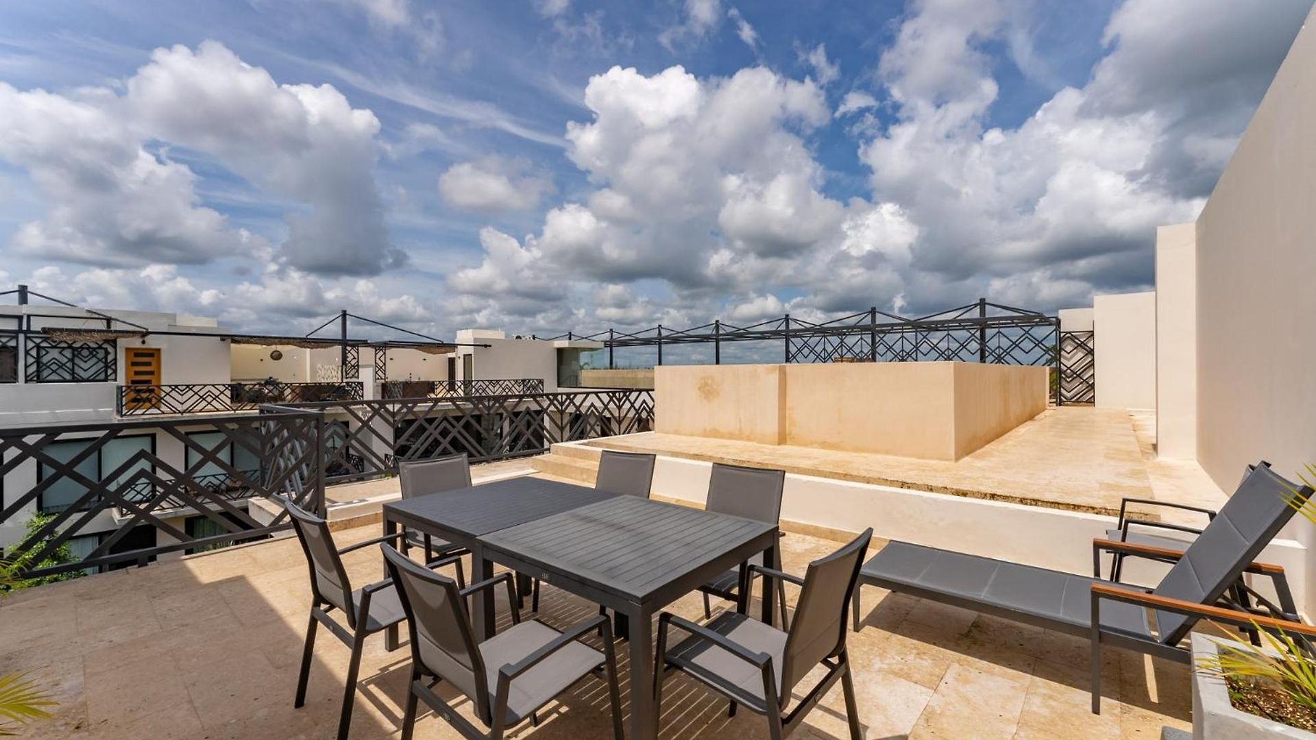 Apartment Stylish 2br Penthhouse, Private Terrace, Grill And Pool Tulum