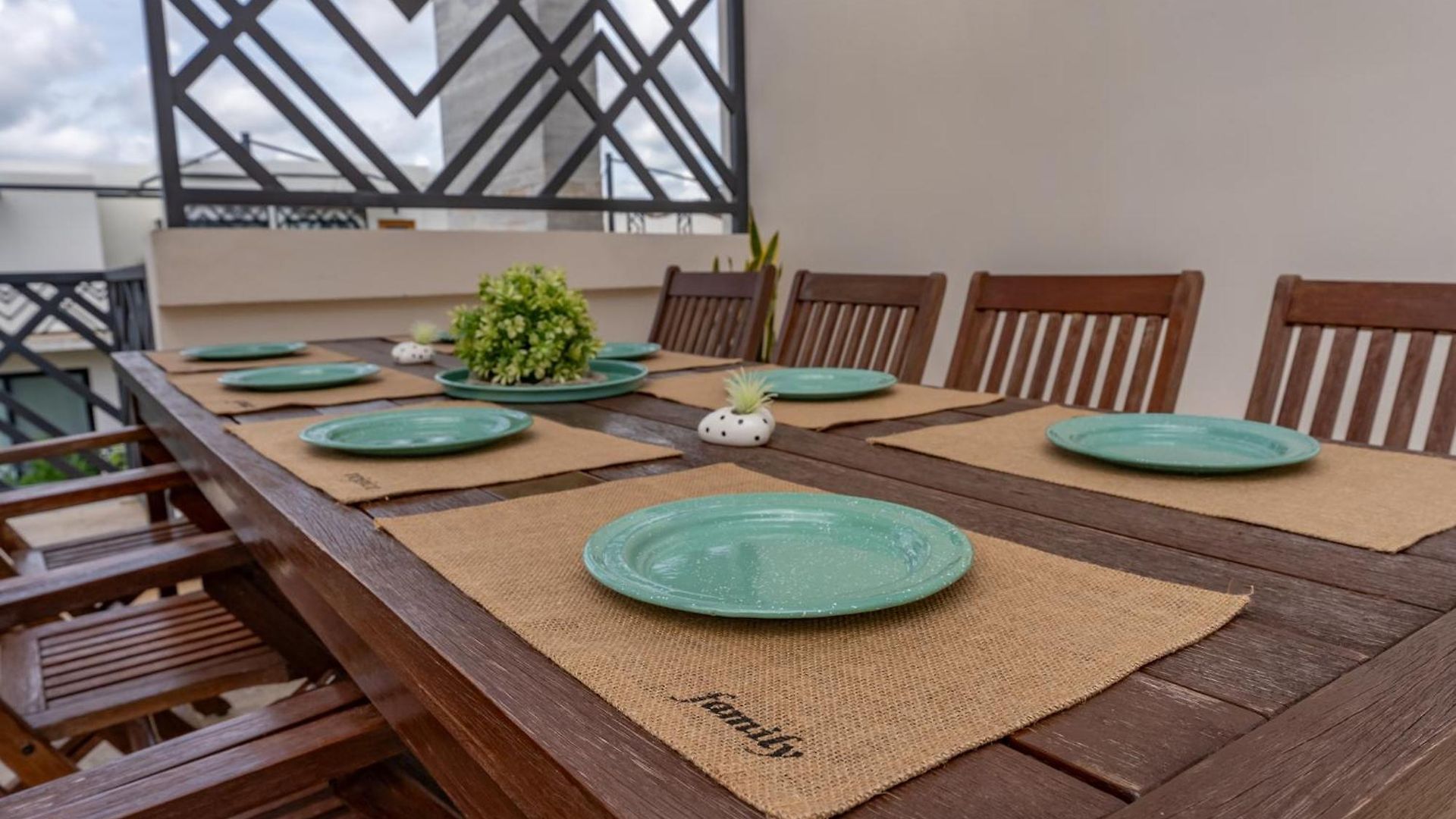 Stylish 2br Penthhouse, Private Terrace, Grill And Pool Apartment