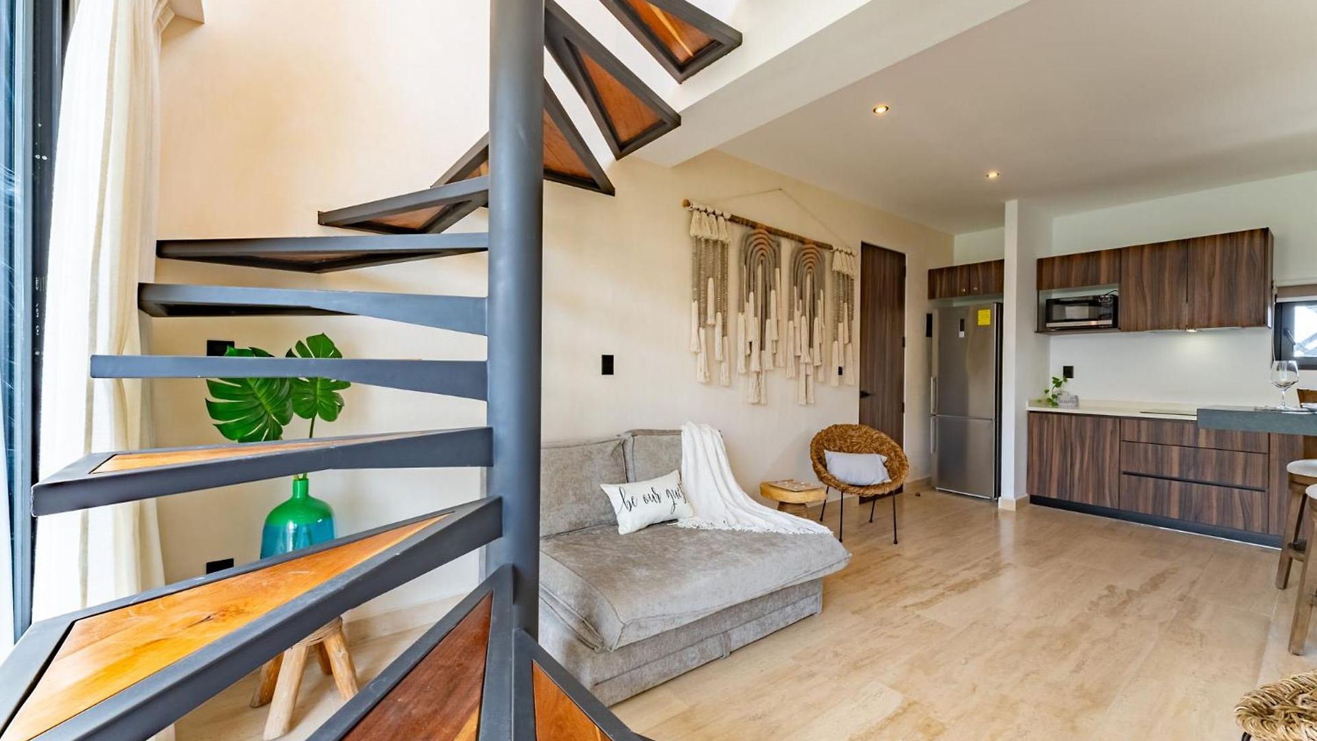 Apartment Stylish 2br Penthhouse, Private Terrace, Grill And Pool