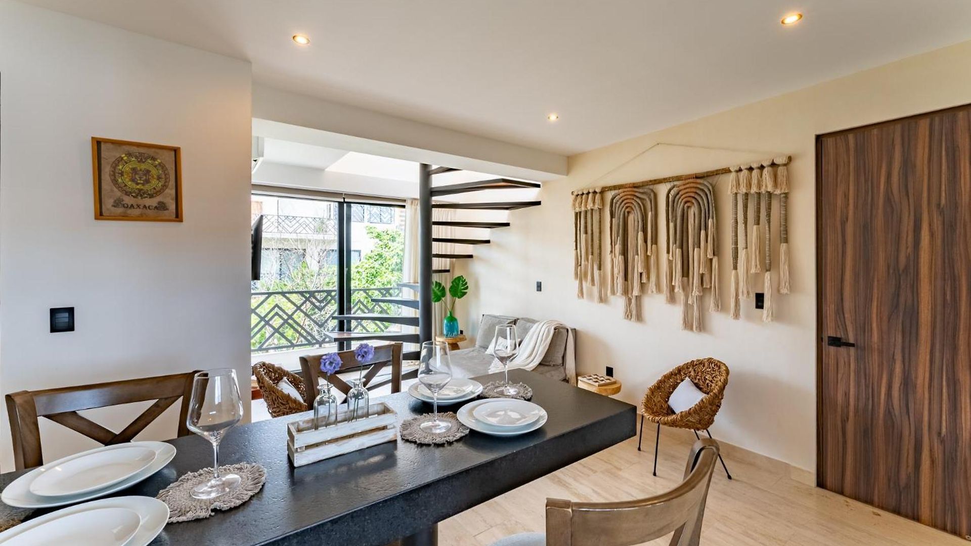 Stylish 2br Penthhouse, Private Terrace, Grill And Pool Apartment