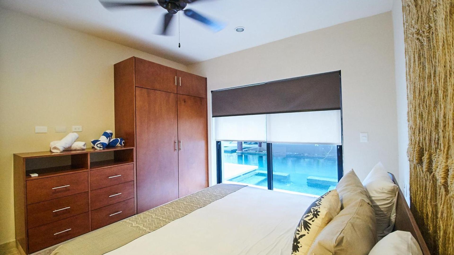 Luxury Poolside Gem With Pool, Jacuzzi & Gym Tulum