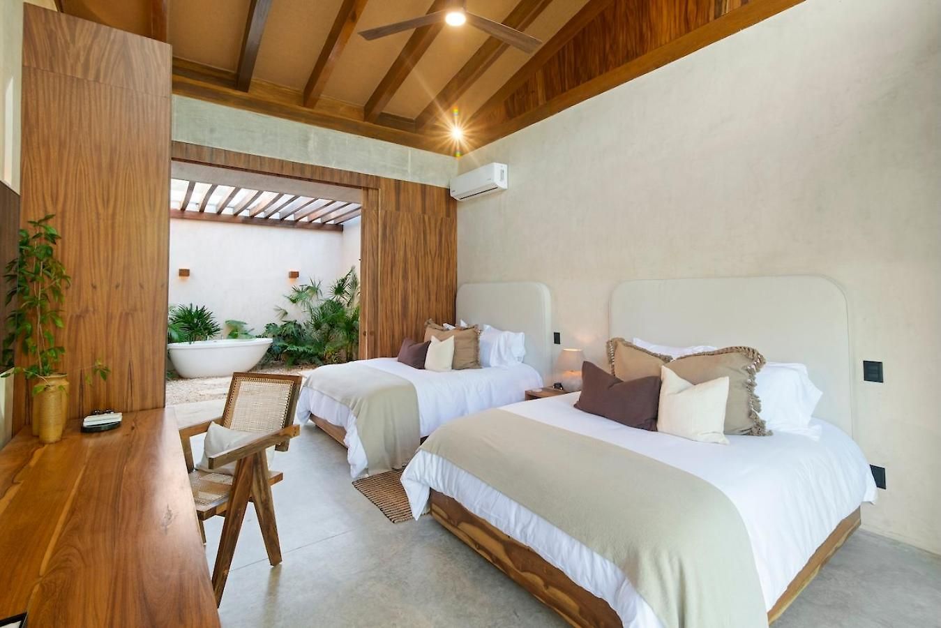 Casa Tropical 4br Pool And Enchanting Cenote *