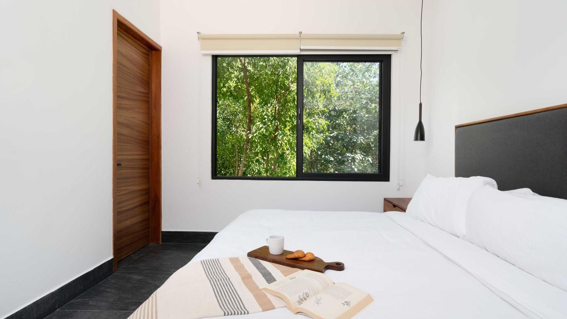 Villa Asana Leaf