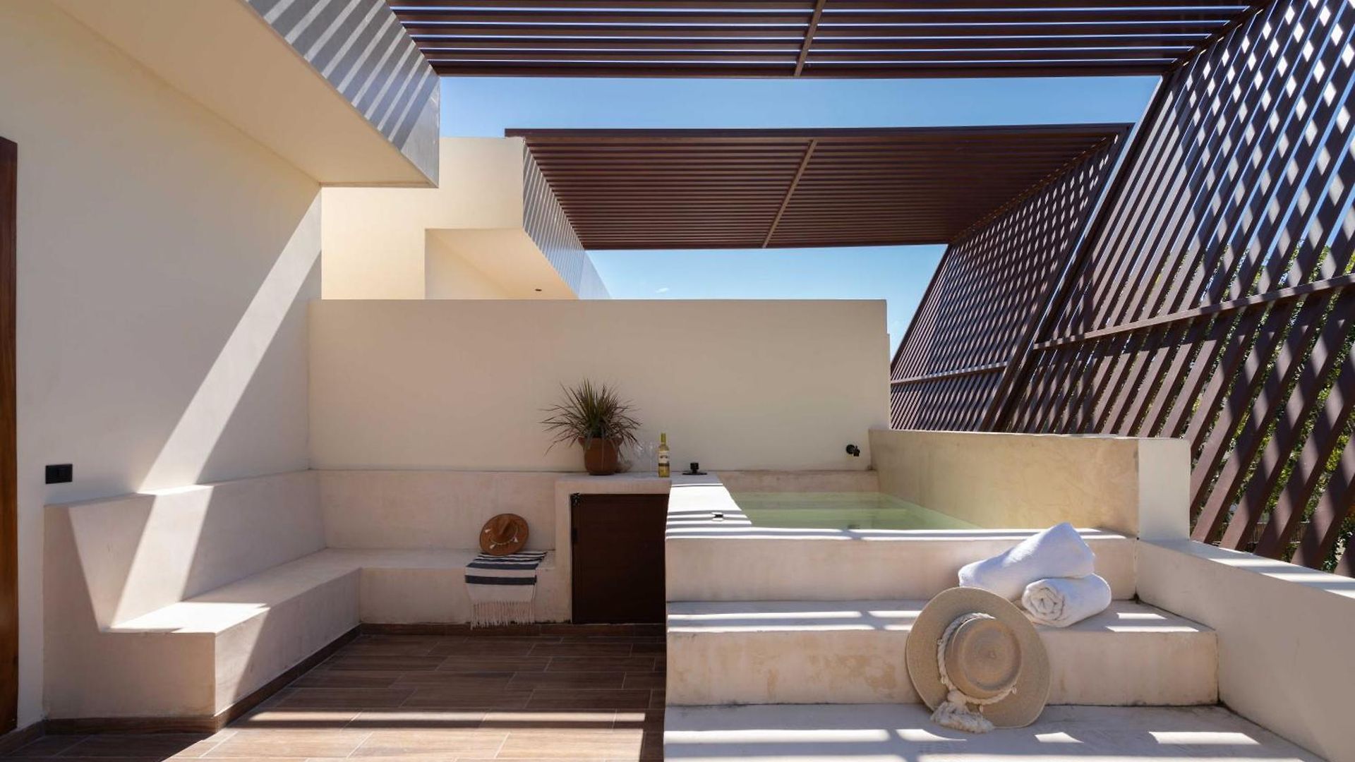 Villa Asana Leaf *