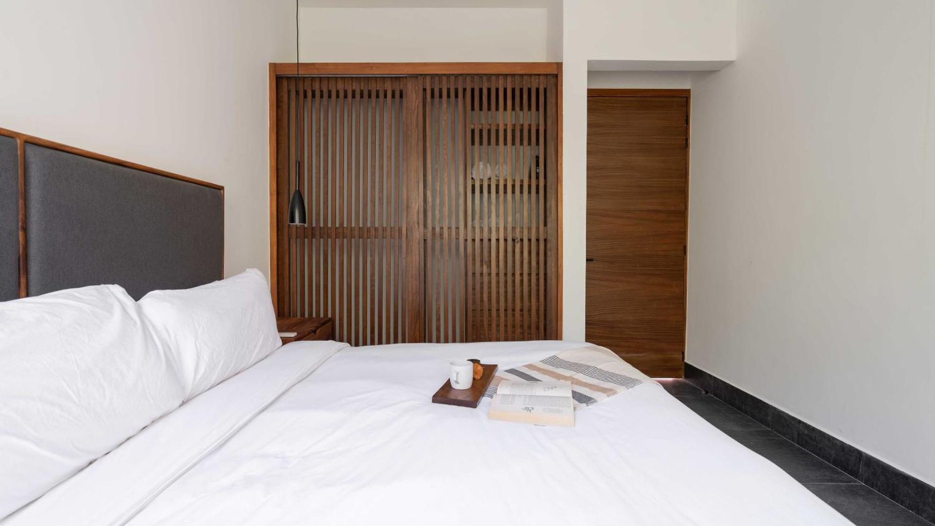 Villa Asana Leaf *