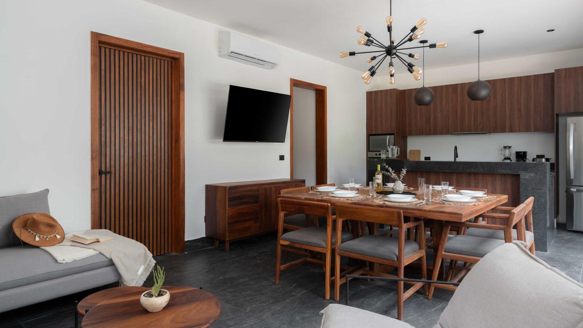 Asana Leaf Villa
