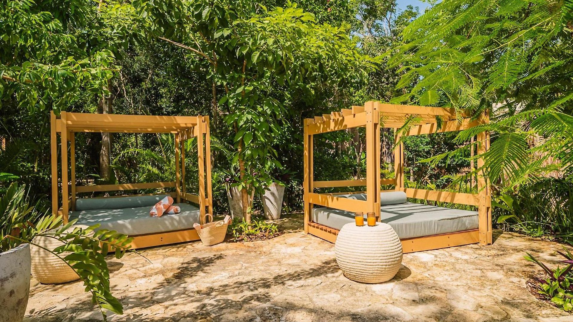Divine 2br W Pool Gym Yoga Classes Restaurant Apartamento