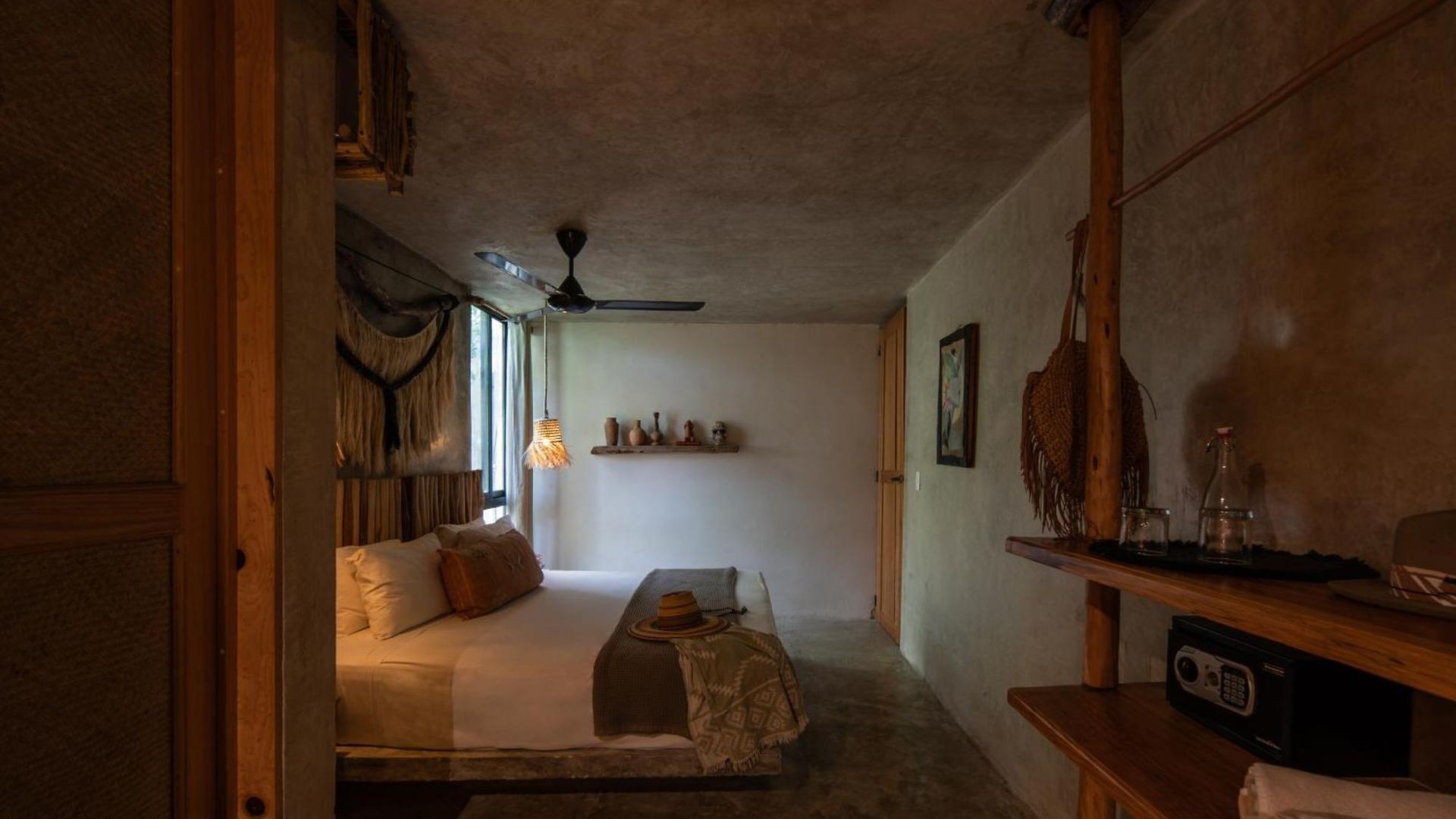 Hotel Casa Coyote 3*