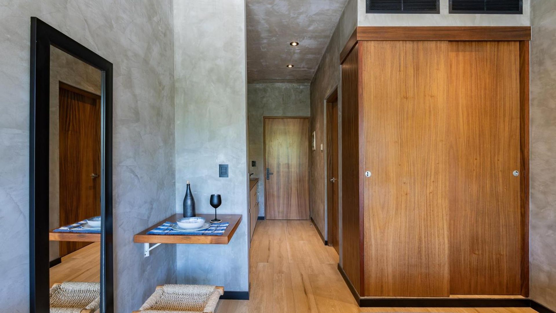 Luxury With Rooftop Pool, Gym, Padel Court, Art Installations *