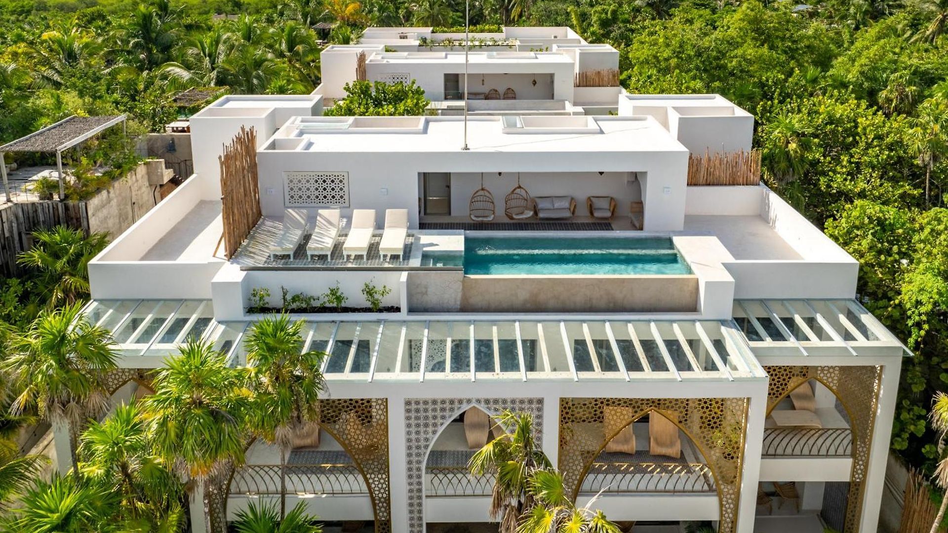 Sana Beachfront Boutique