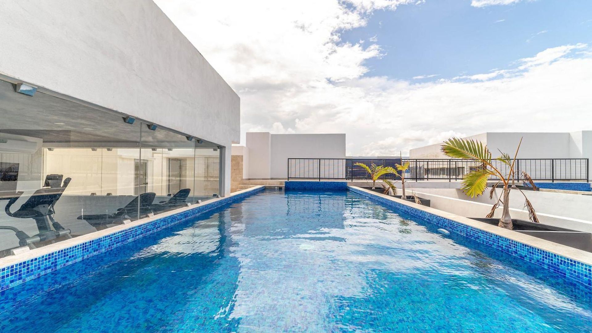 Holiday home Bright 1 Bd With Balcony