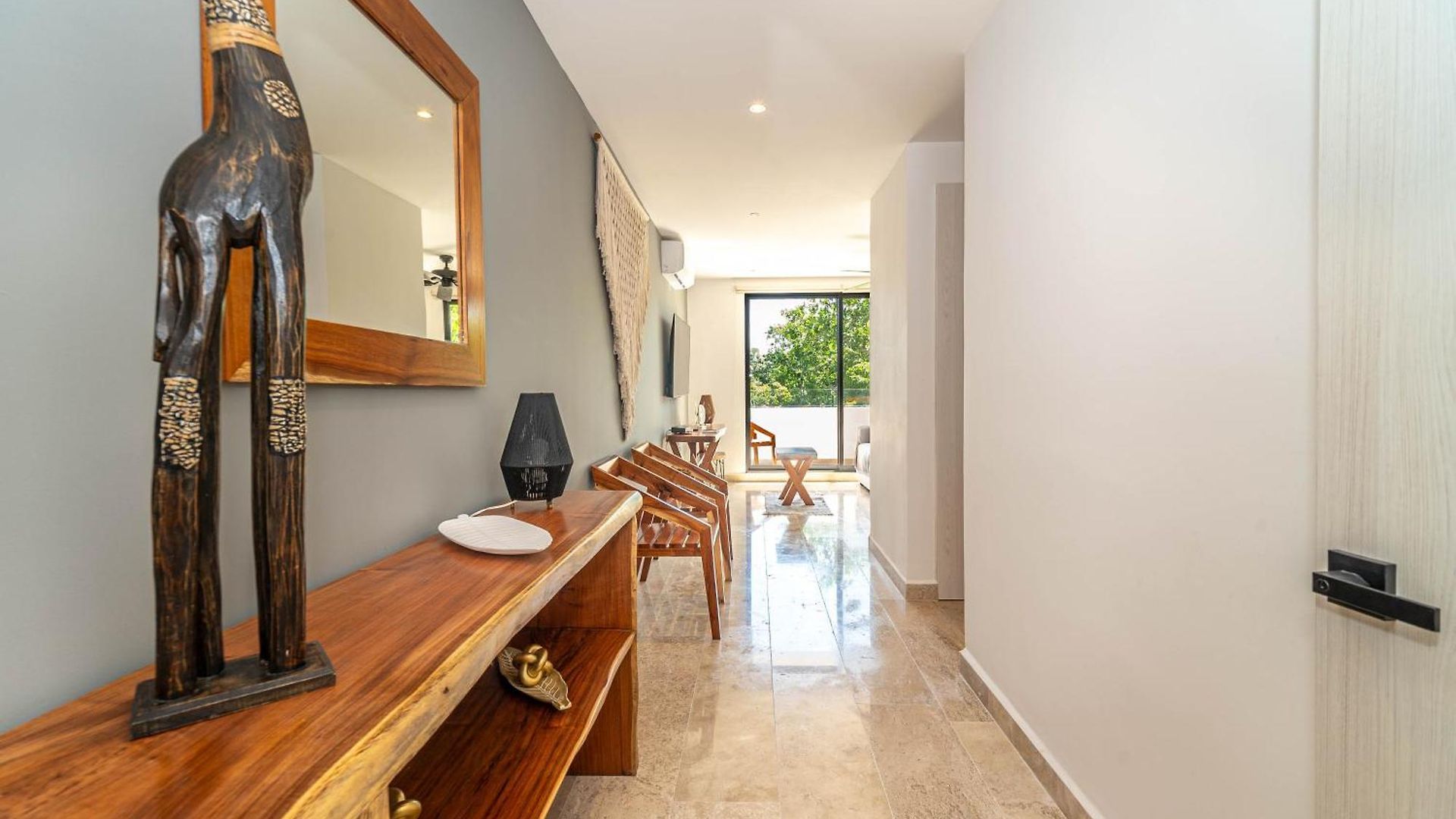 Holiday home 2 Bd With Balcony Gym Rooftop Pool Tulum