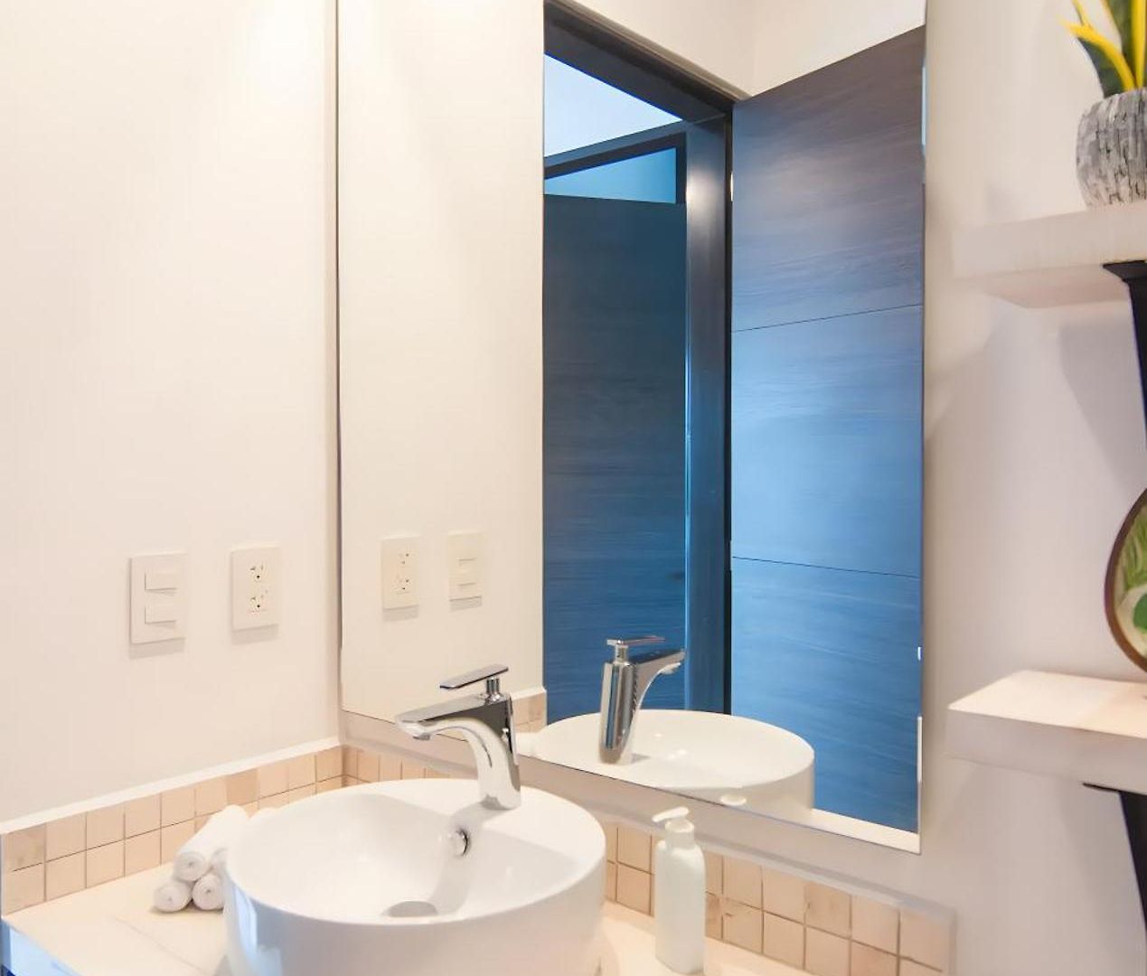 Luxury Penthouse W-jacuzzi In The Heart Of *