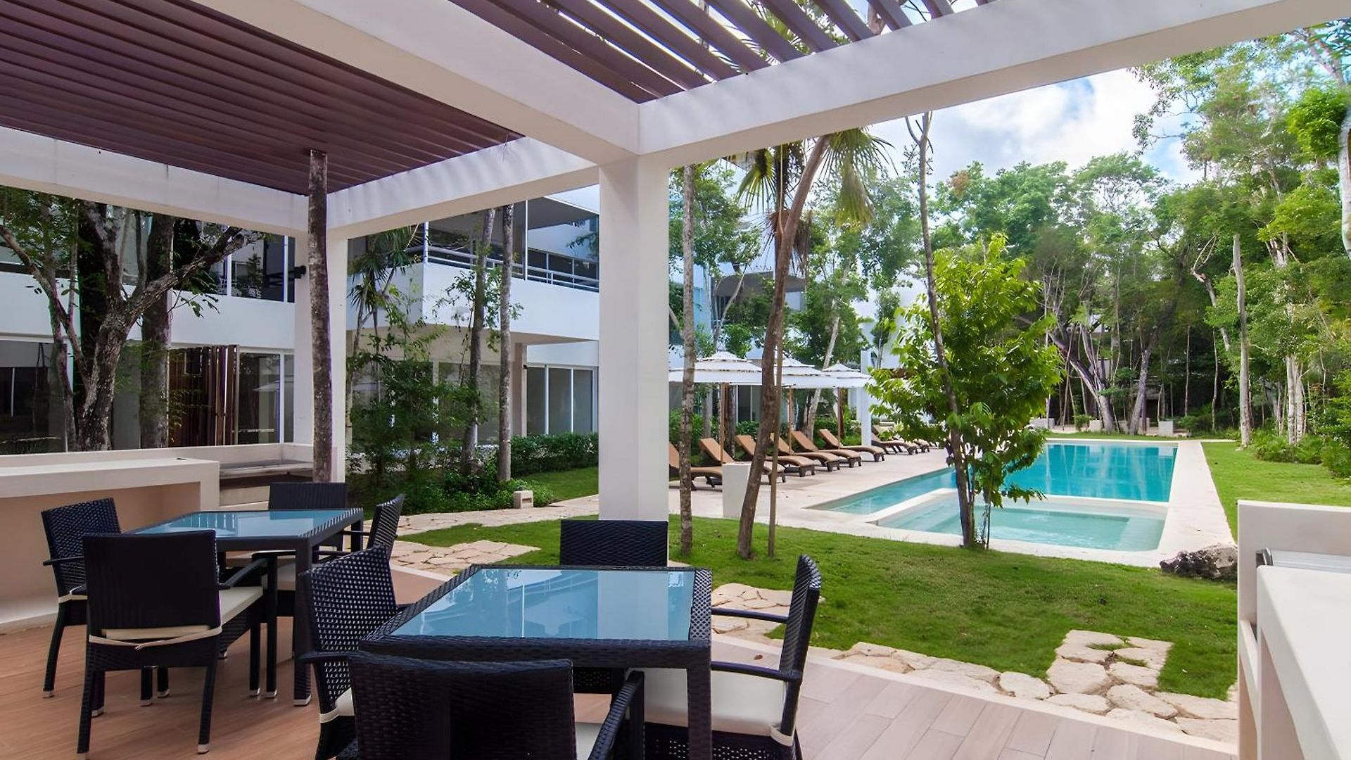 Luxury Penthouse W-jacuzzi In The Heart Of Tulum