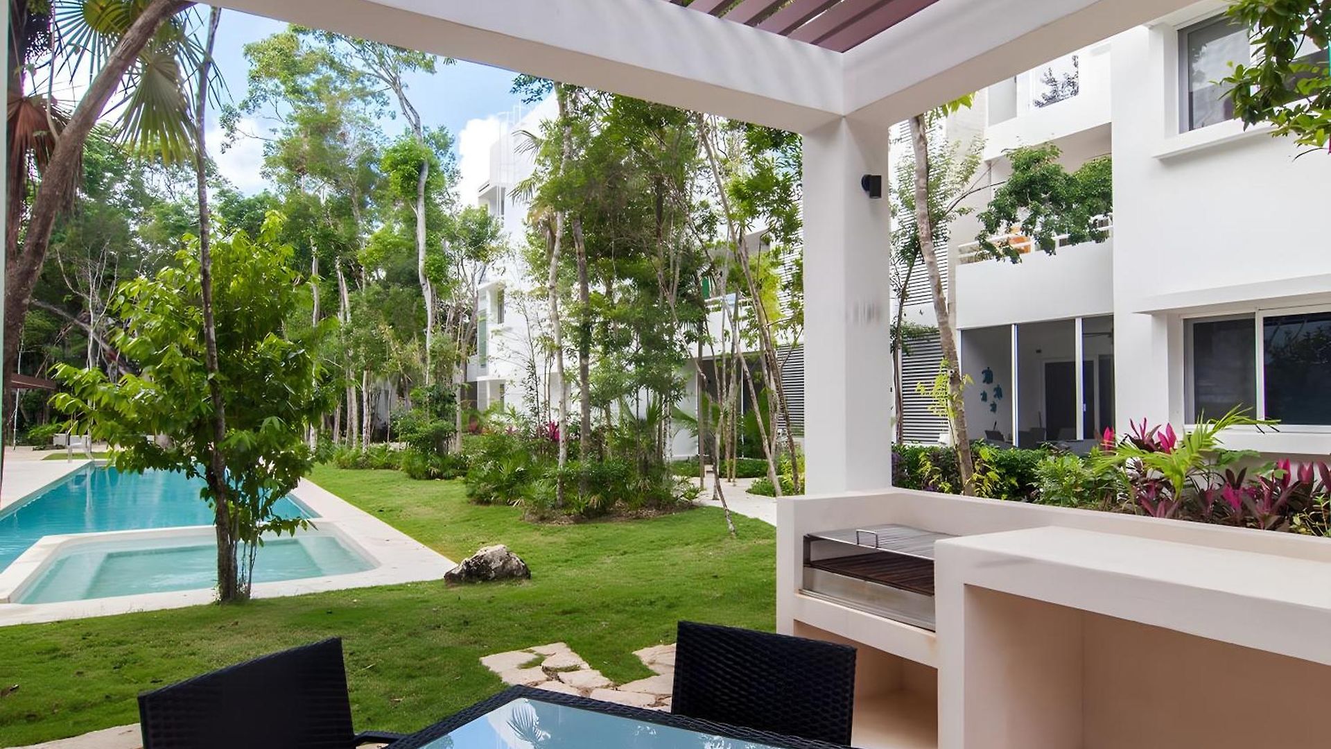 Luxury Penthouse W-jacuzzi In The Heart Of Tulum