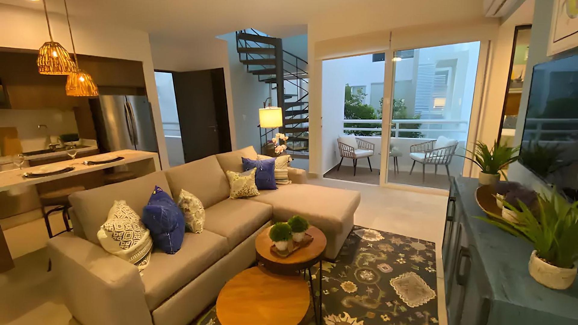 Luxury Penthouse W-jacuzzi In The Heart Of Apartment *