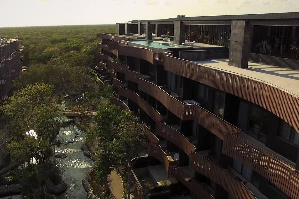 Apartment 2br Private Pool - Closest To - Sea View Rooftop Pools *