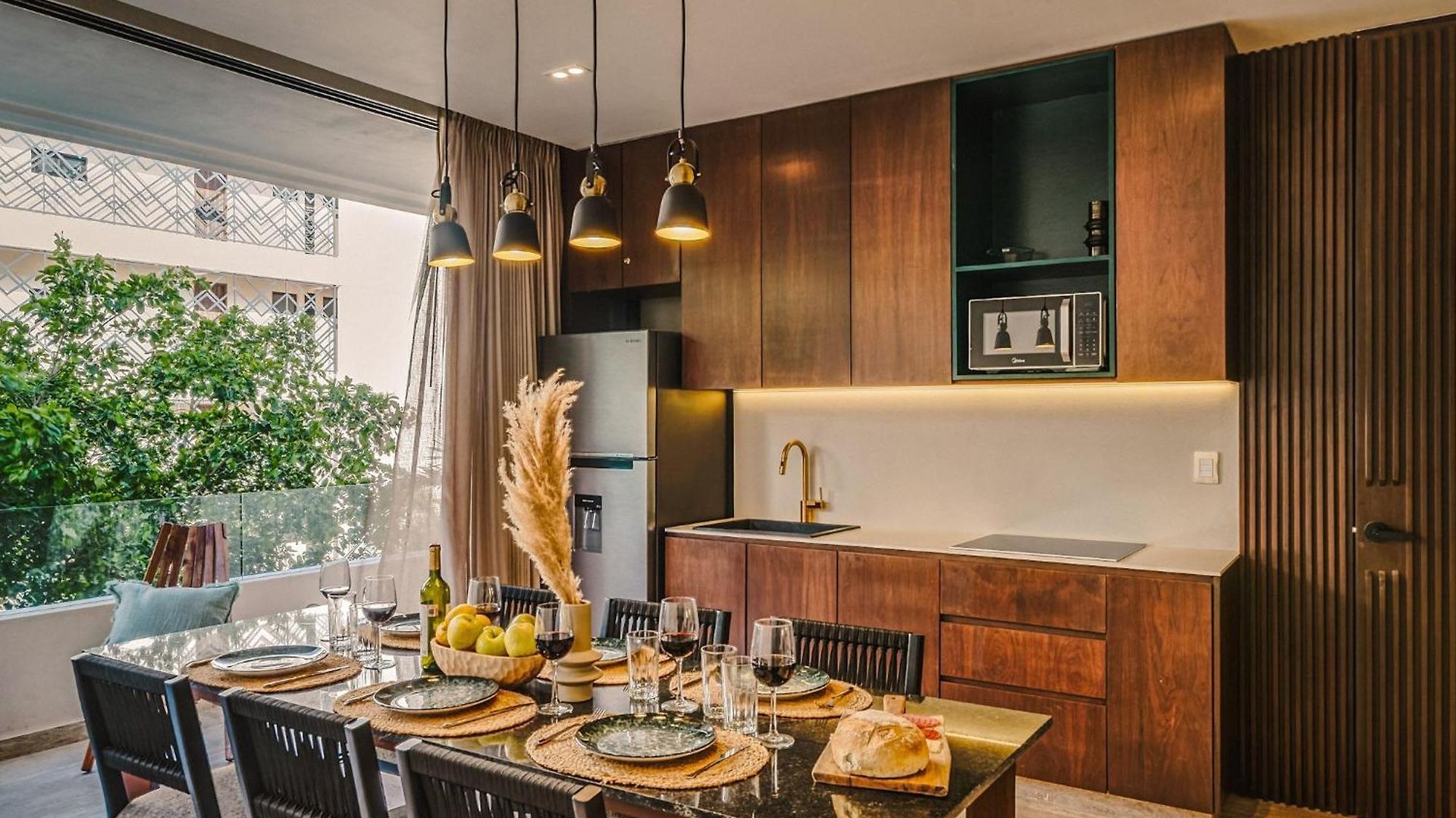 Apartment Deluxe Design 3br With Pool, Spa, Gym, Kids Area