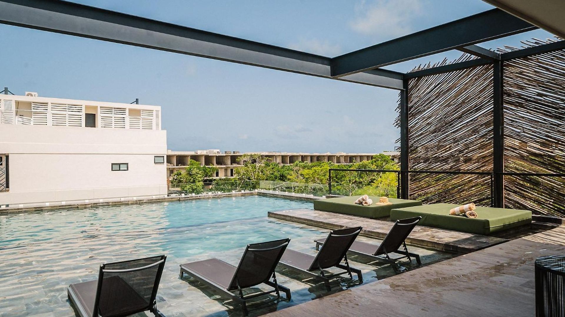 Deluxe Design 3br With Pool, Spa, Gym, Kids Area Apartment
