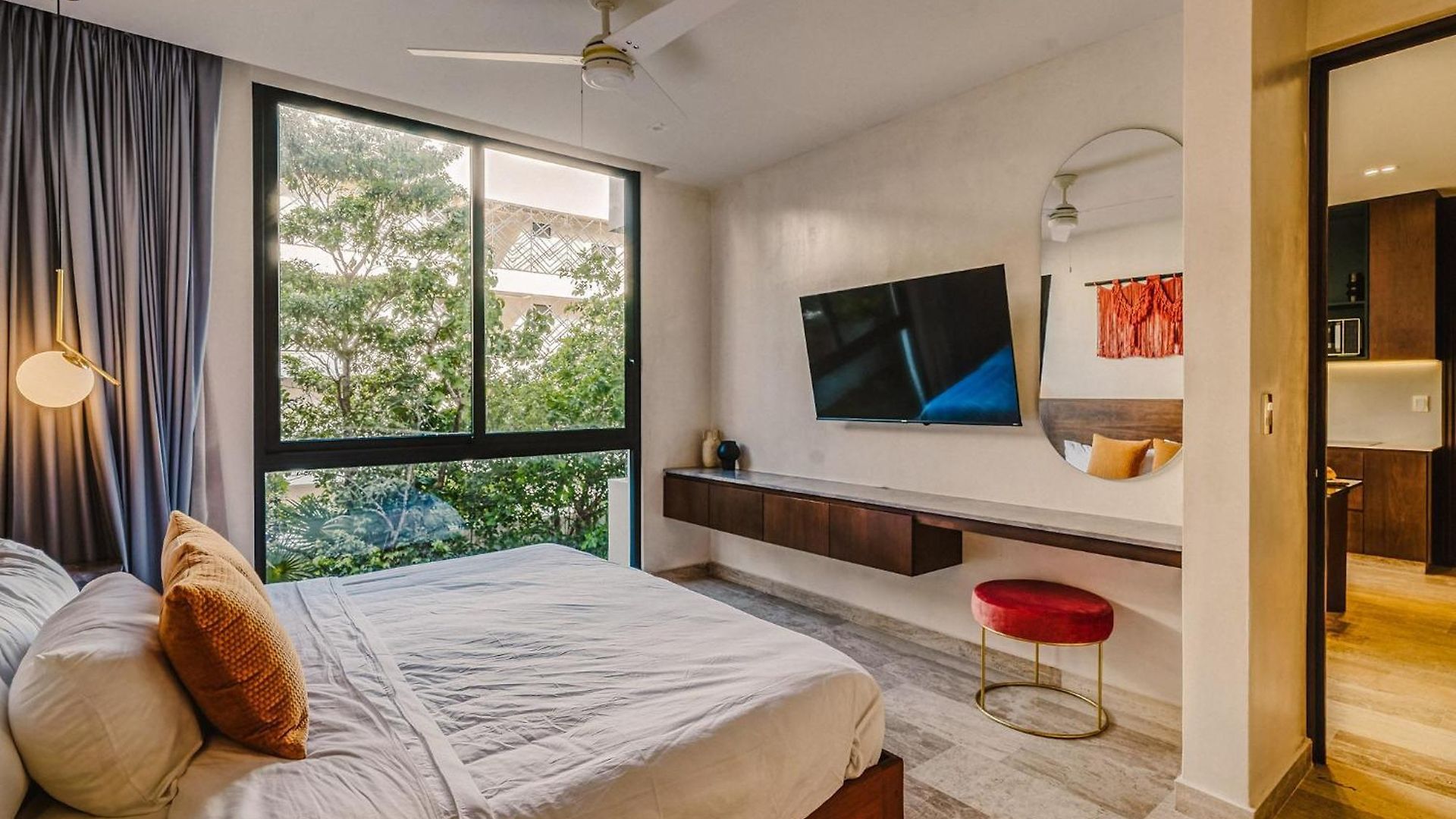 Apartment Deluxe Design 3br With Pool, Spa, Gym, Kids Area