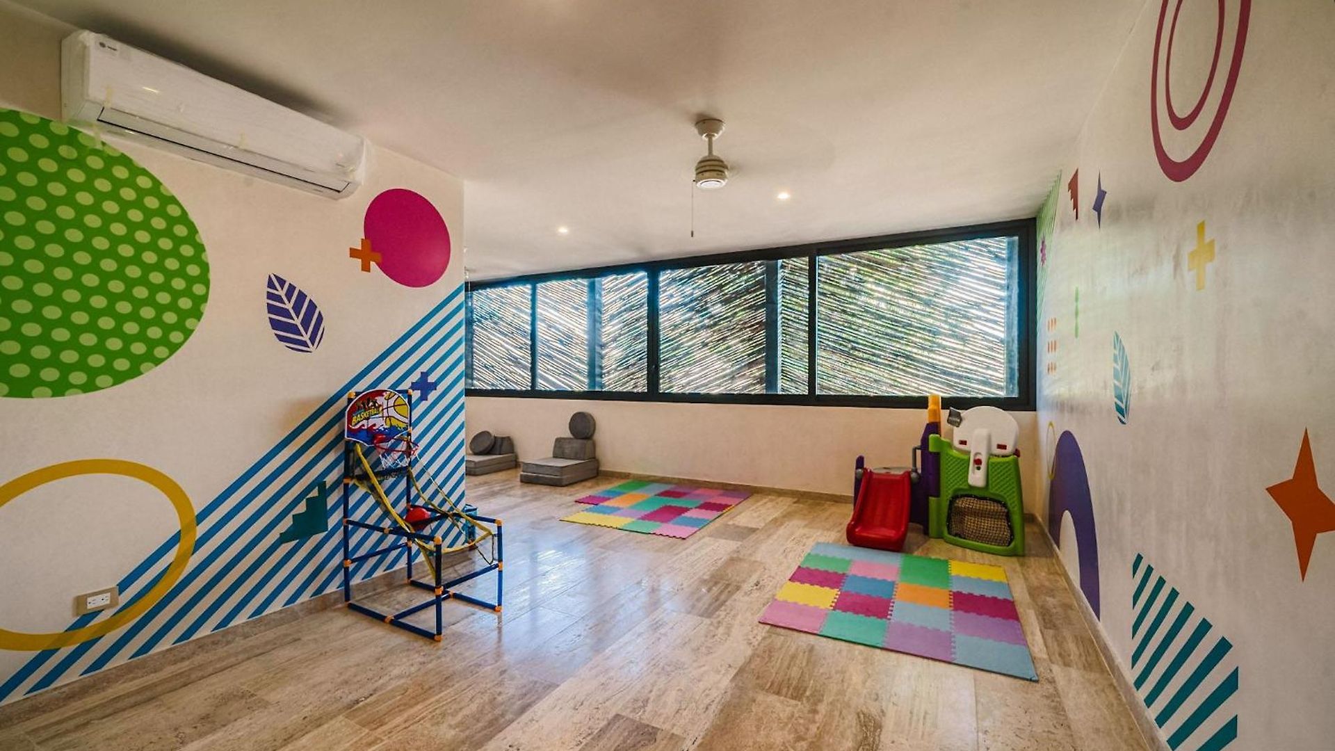 Apartment Deluxe Design 3br With Pool, Spa, Gym, Kids Area