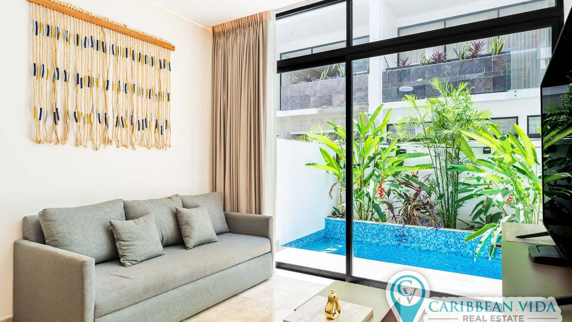 Stylish Sexy 1 Bd W/ Private Pool & Rooftop Pool Apartment