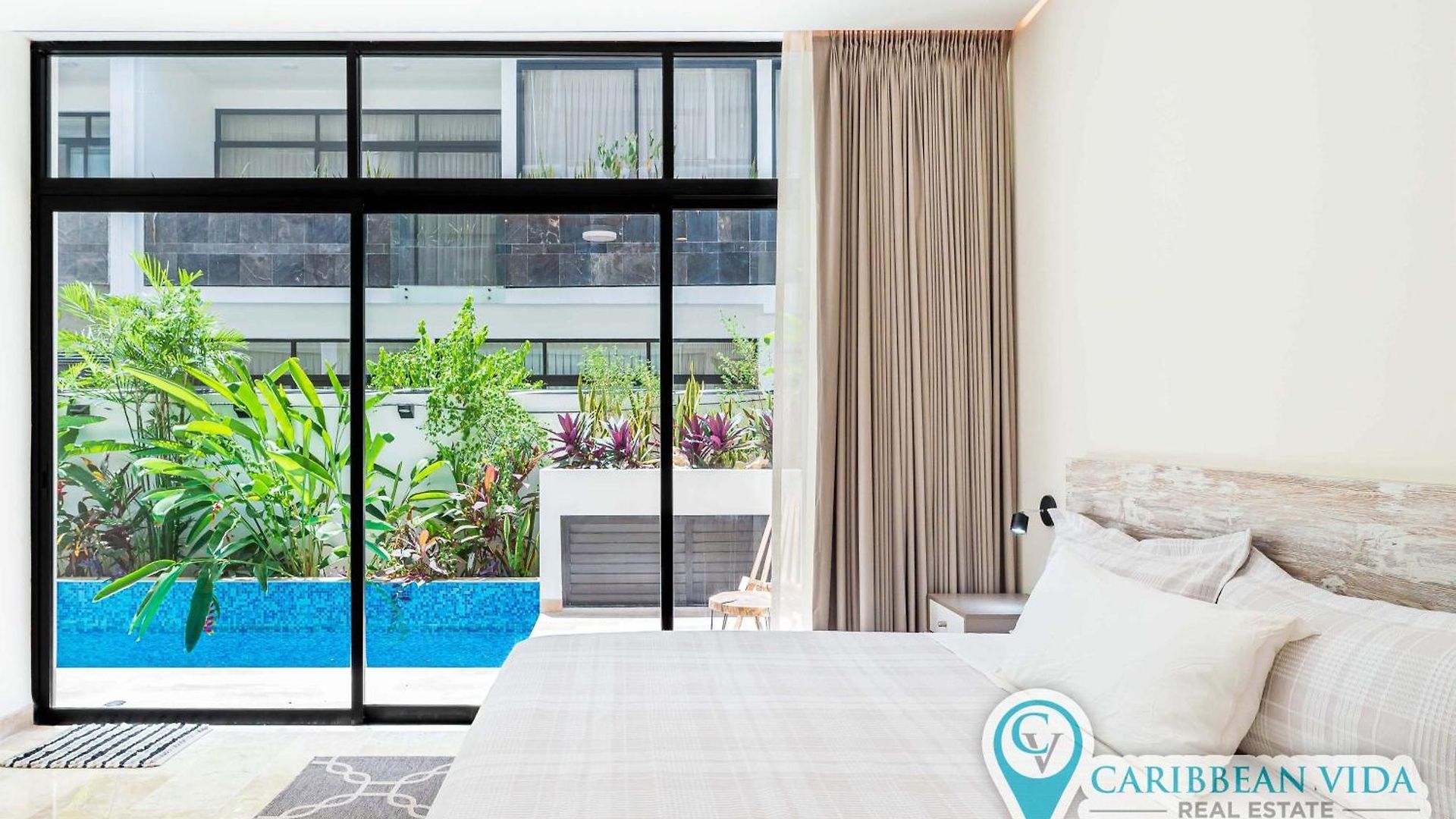 Stylish Sexy 1 Bd W/ Private Pool & Rooftop Pool