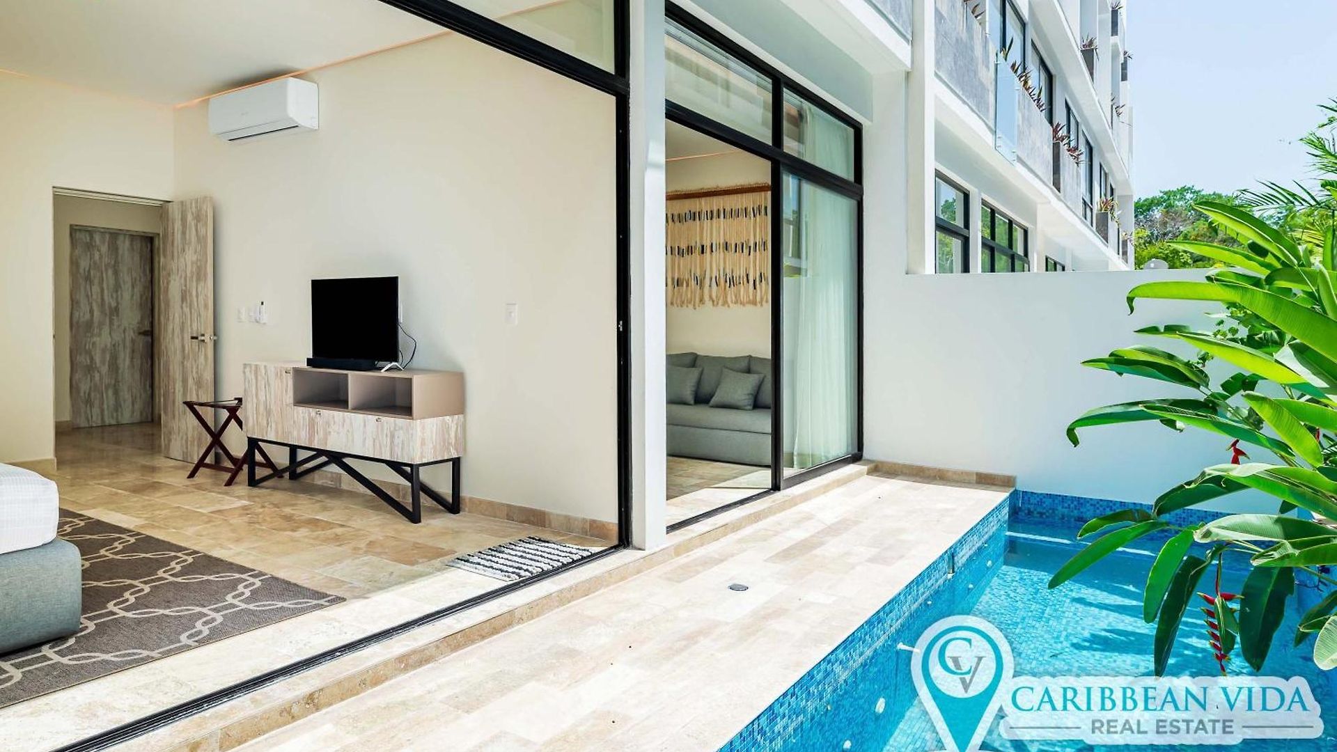 Apartment Stylish Sexy 1 Bd W/ Private Pool & Rooftop Pool *