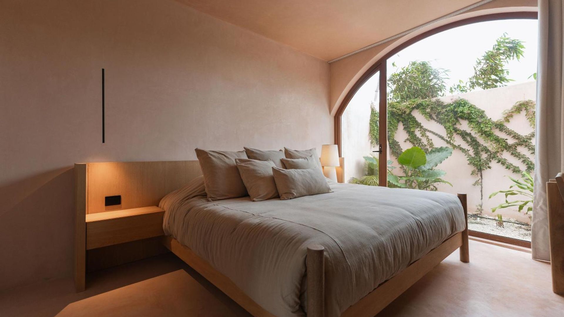 Babel Aparthotel