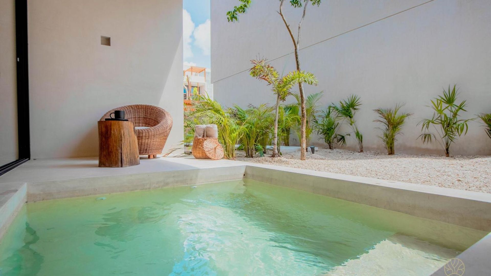 Muunek By Land Boutique Aparthotel
