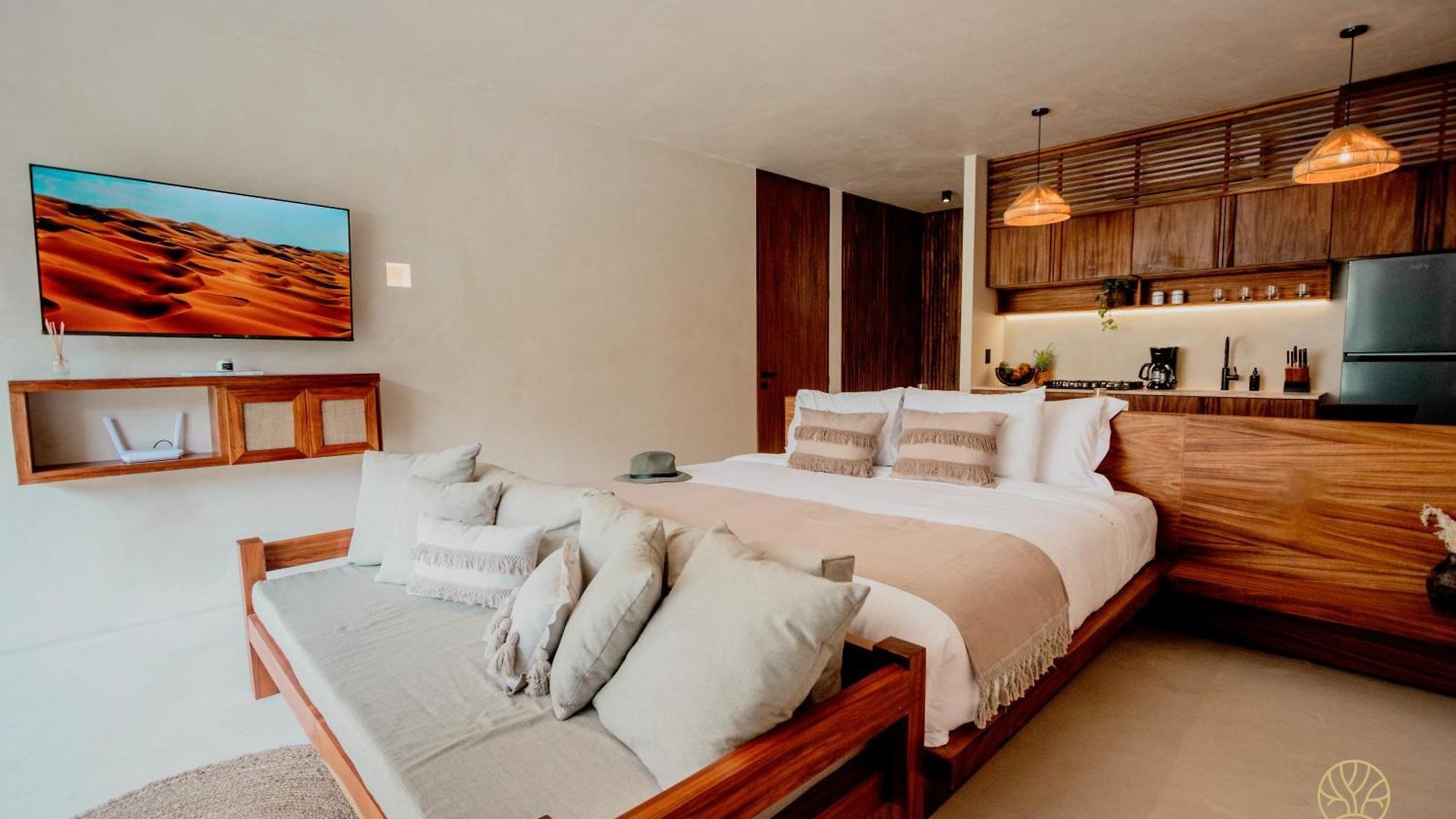 Muunek By Land Boutique 4*