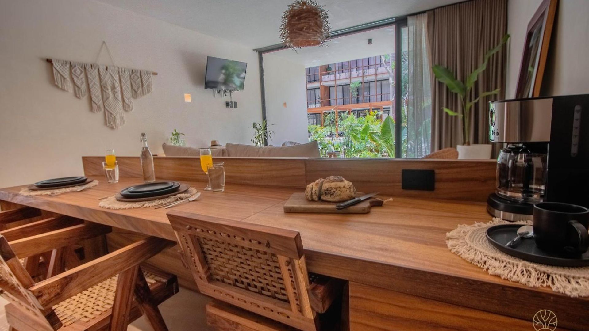 Muunek By Land Boutique Aparthotel