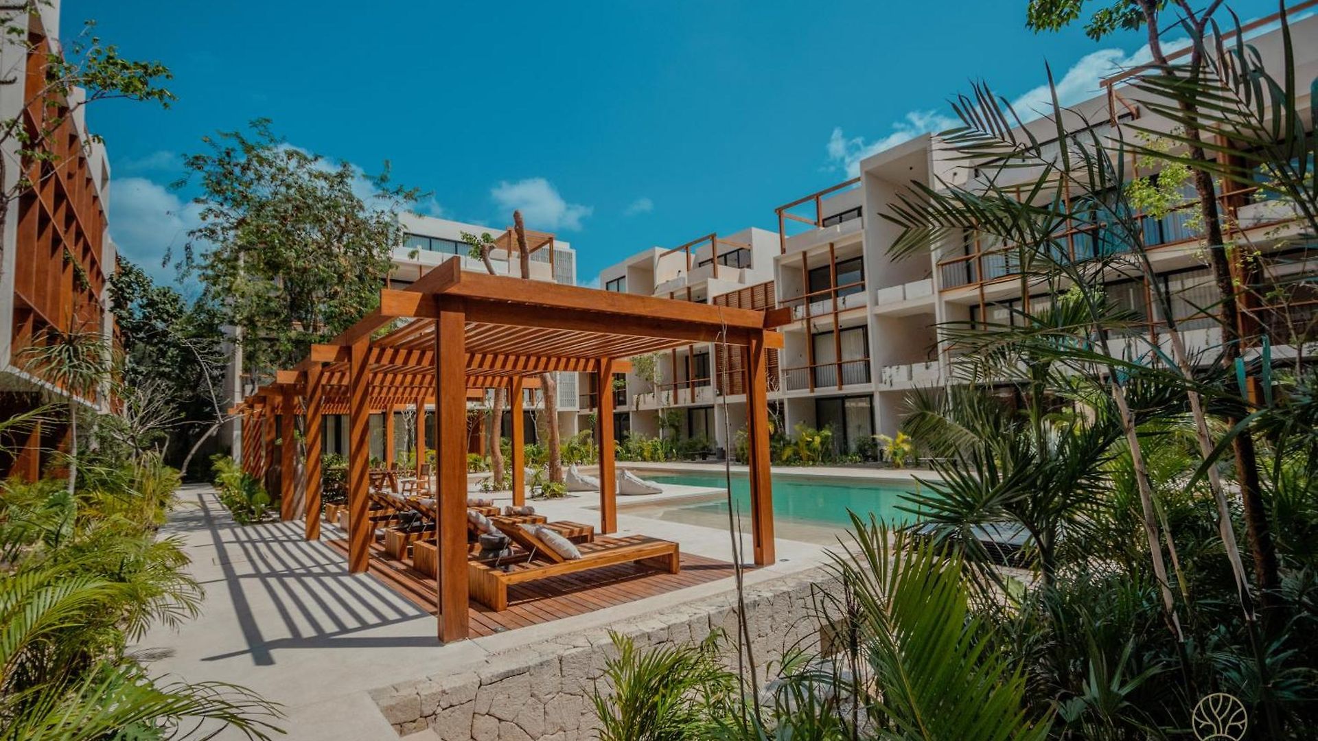 Muunek By Land Boutique Aparthotel