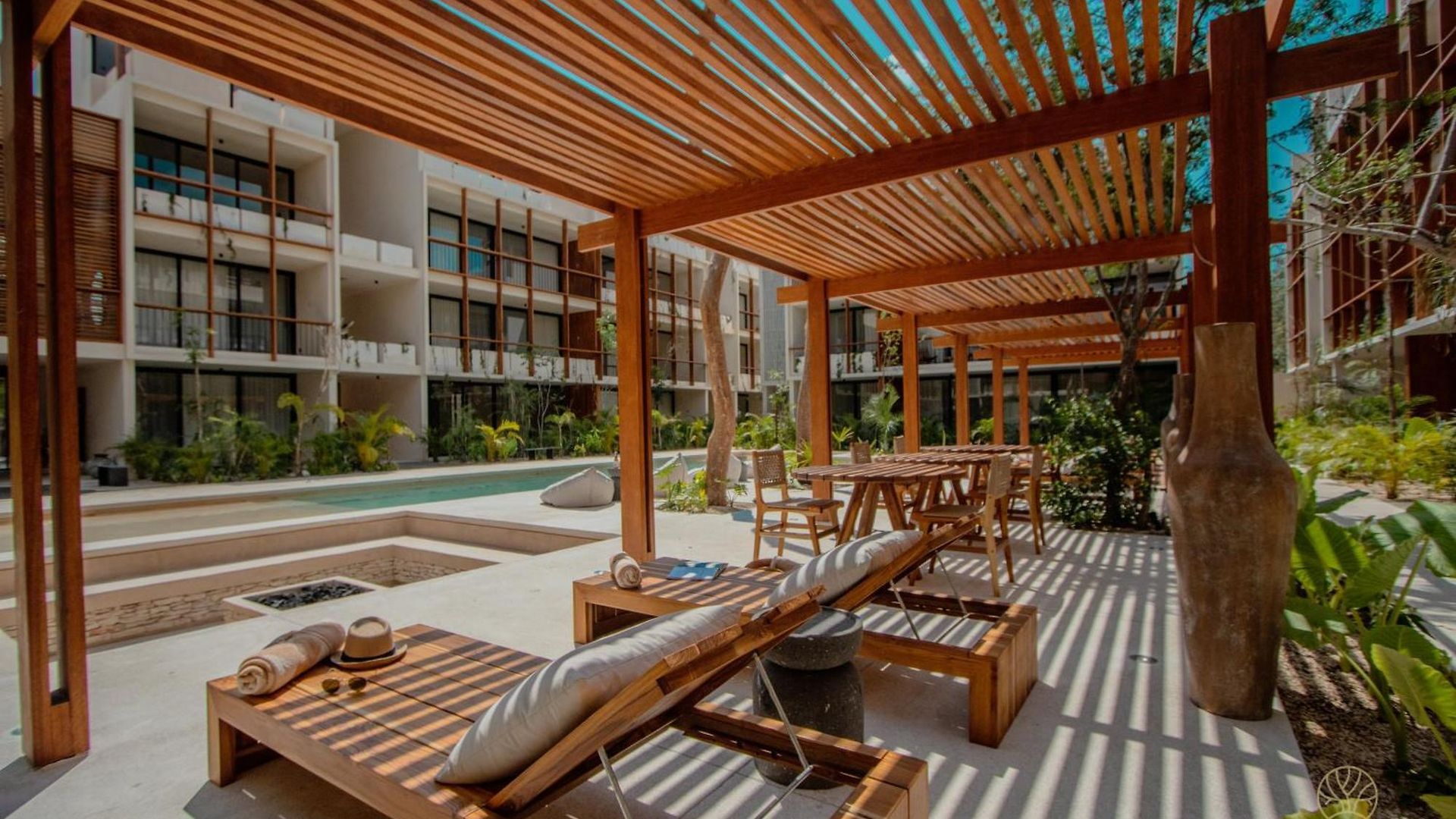 Aparthotel Muunek By Land Boutique 4*