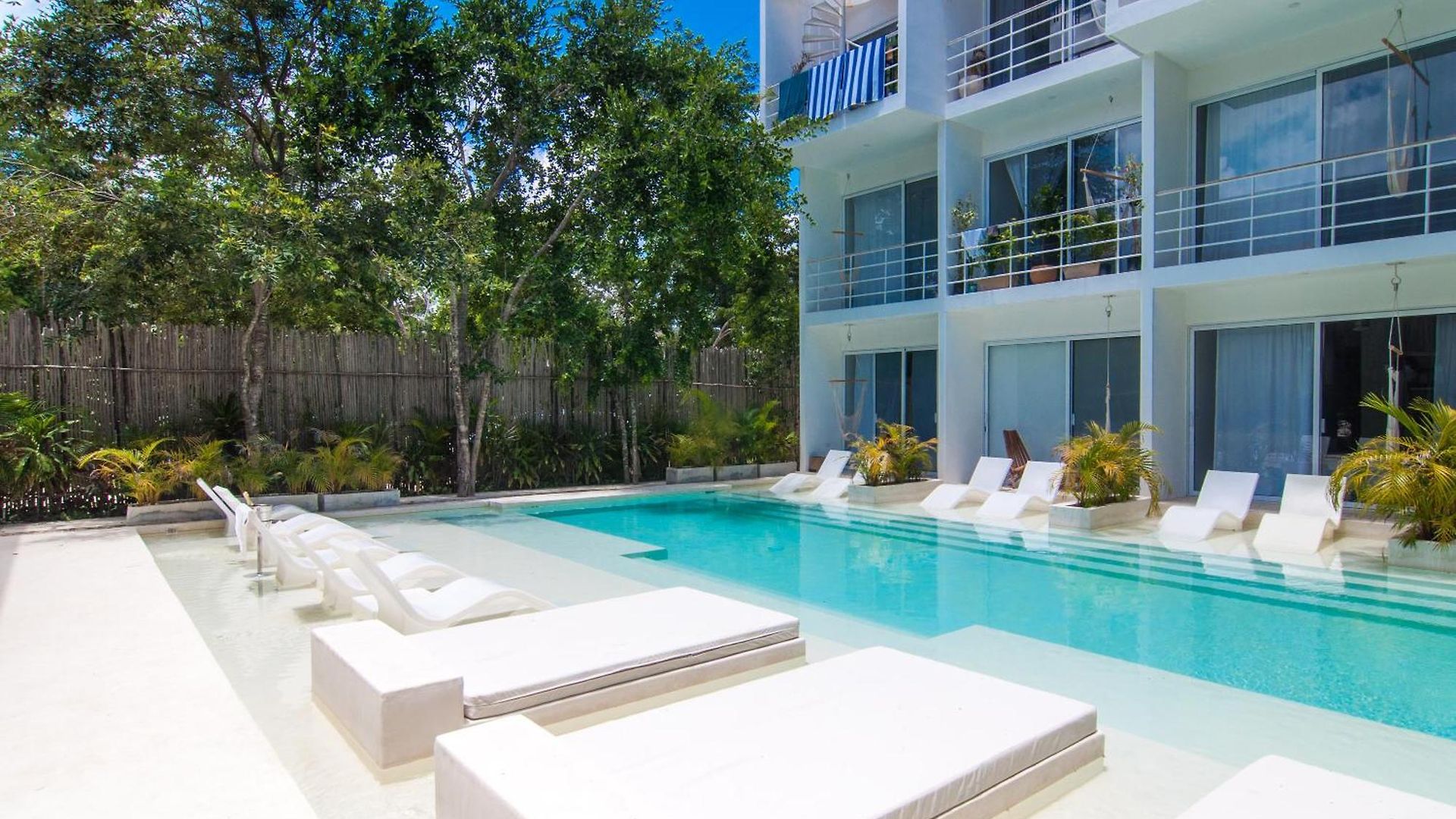 In By Casago Tulum