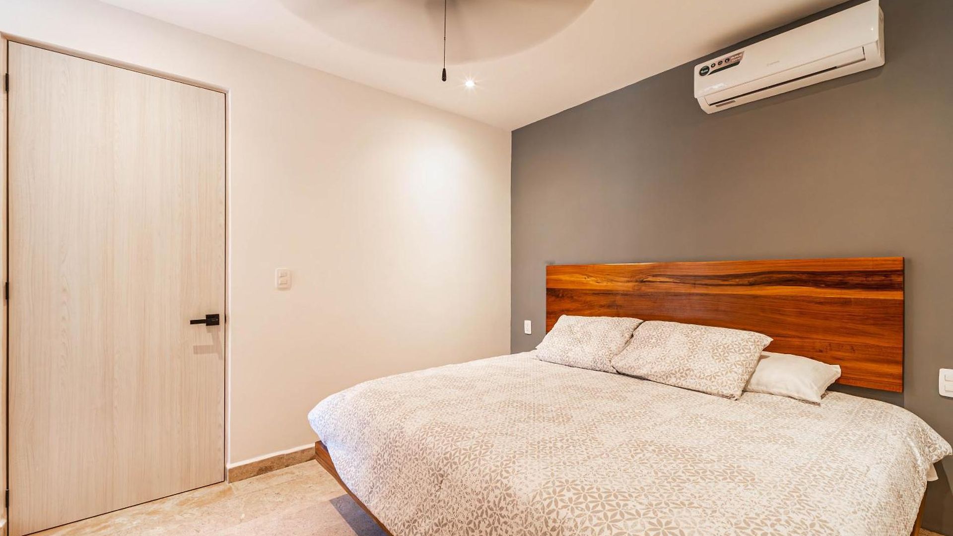 1 Bd With Private Balcony, Rooftop Pool, Gym Holiday home
