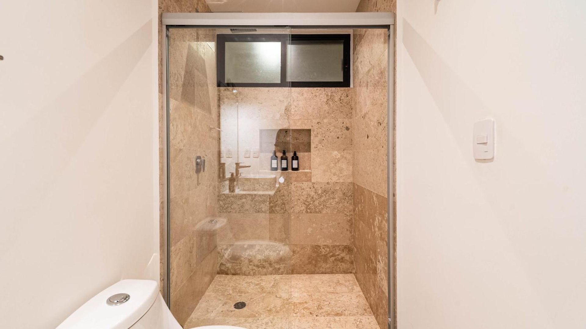 1 Bd With Private Balcony, Rooftop Pool, Gym * Tulum