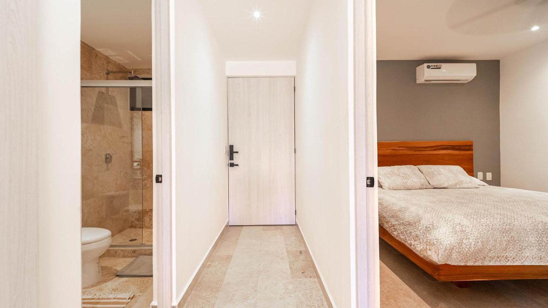 1 Bd With Private Balcony, Rooftop Pool, Gym Holiday home