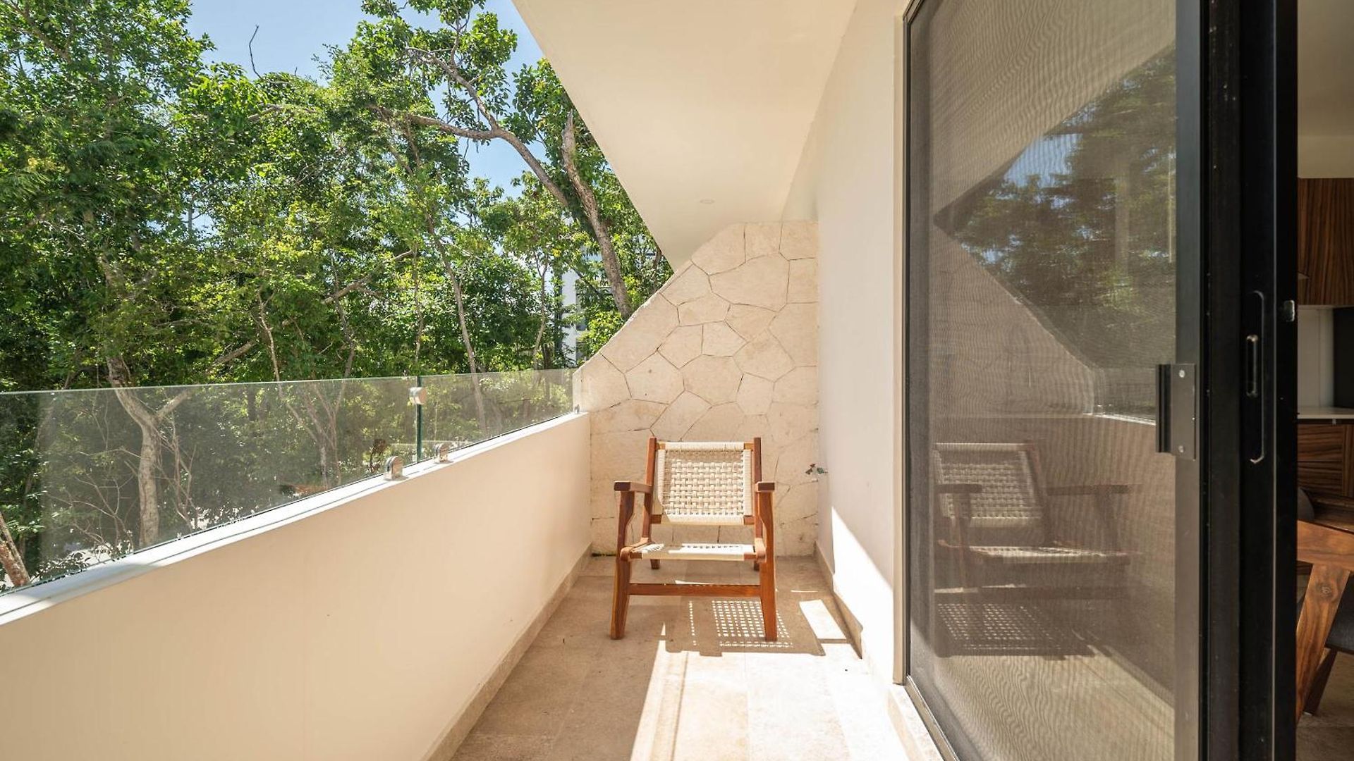 1 Bd With Private Balcony, Rooftop Pool, Gym Holiday home *