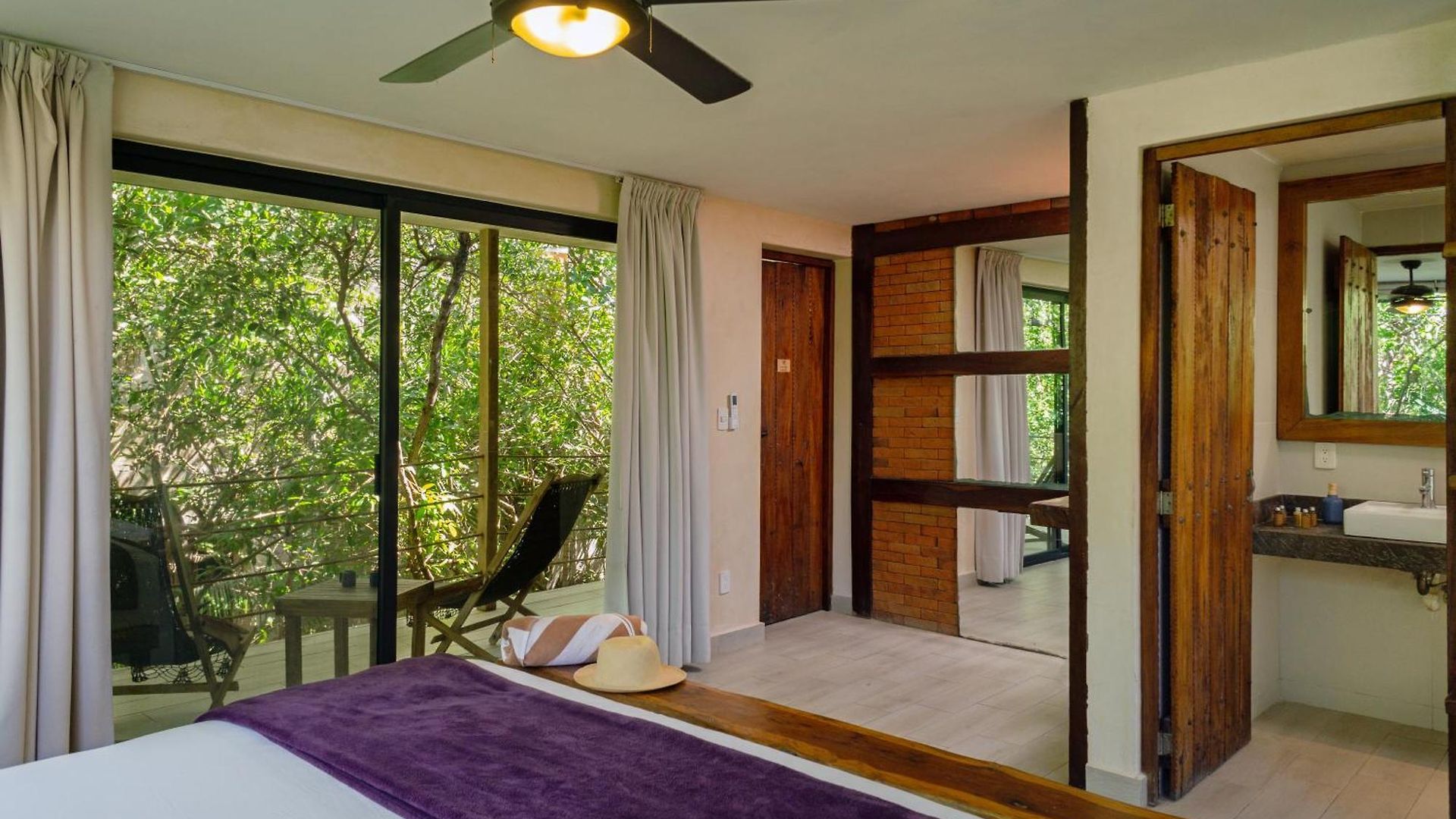 Sunset House 2* Tulum