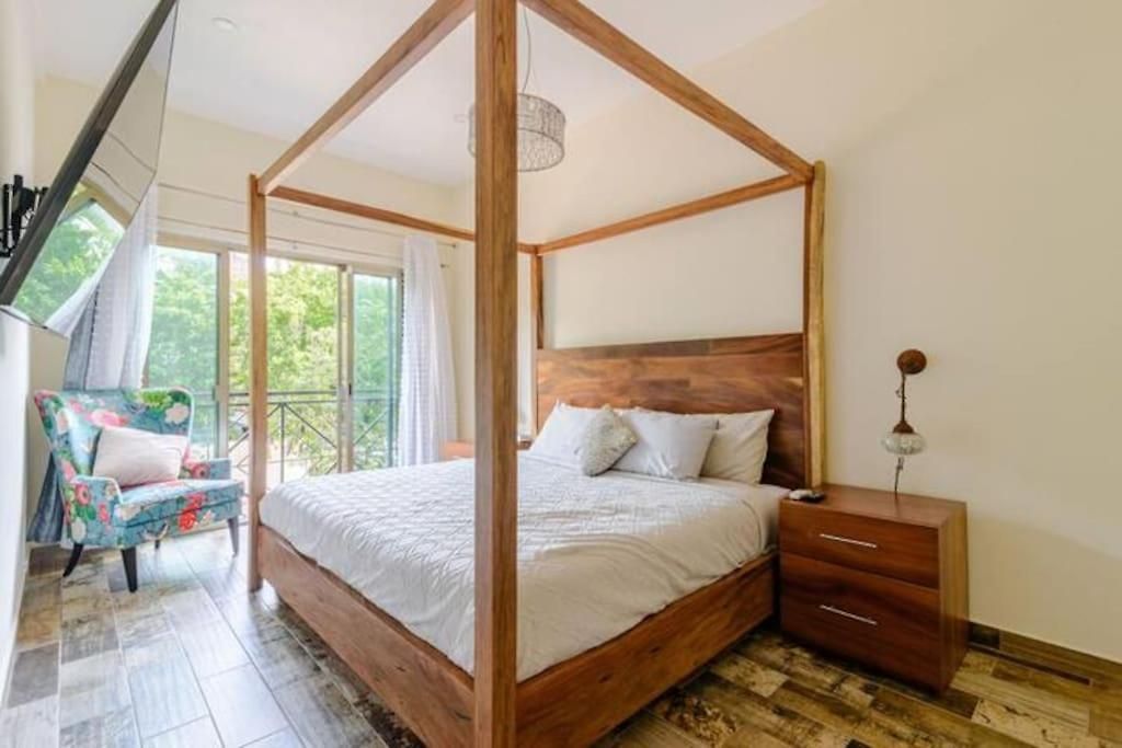 Unwind At Magdalena, Private With 3 Bedrooms, Rooftop Pool And Fast Wi-fi For Digital Nomads