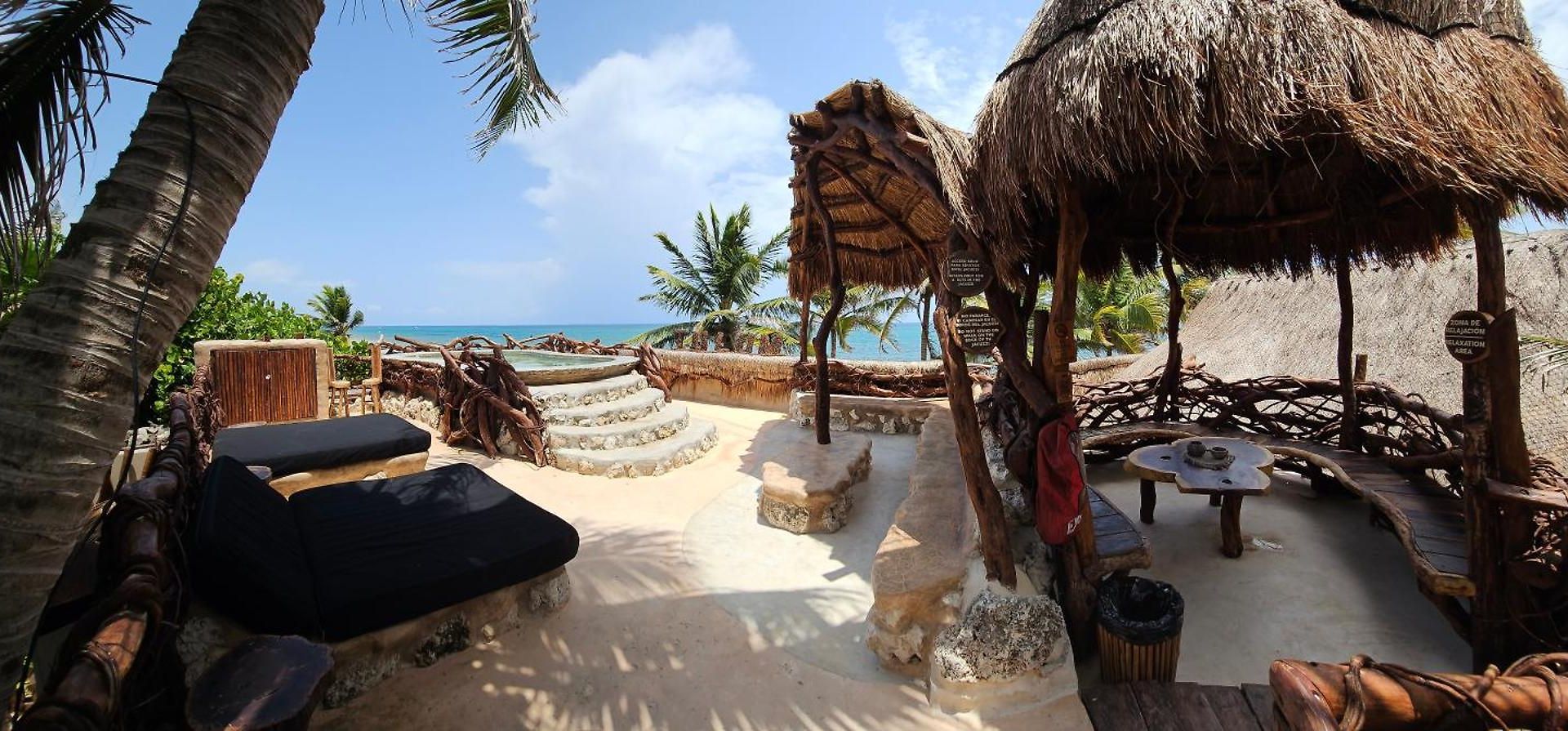 Playa Condesa 3*