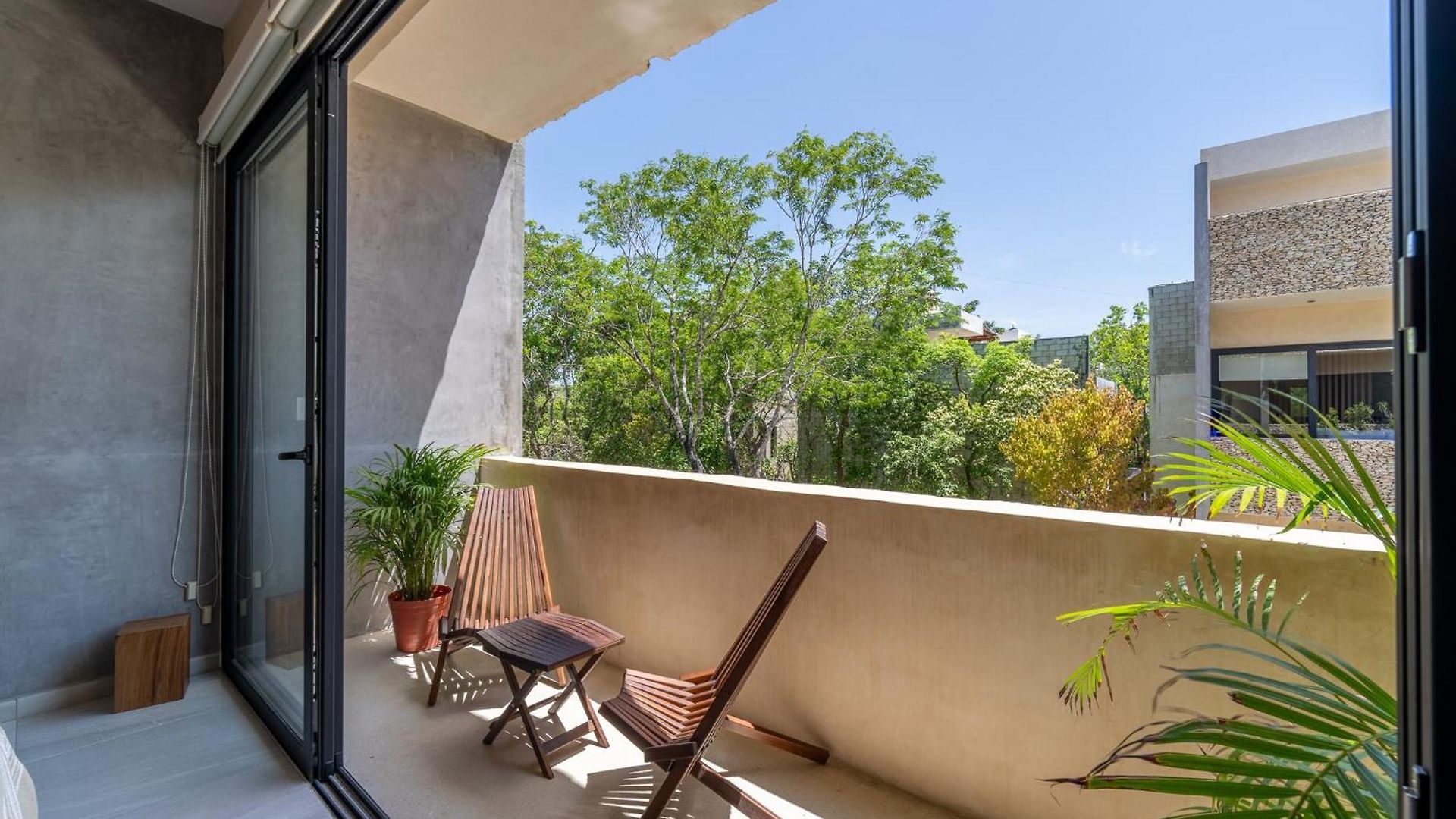 *jungle Ph W/pool, Close To Downtown & Apartment Tulum