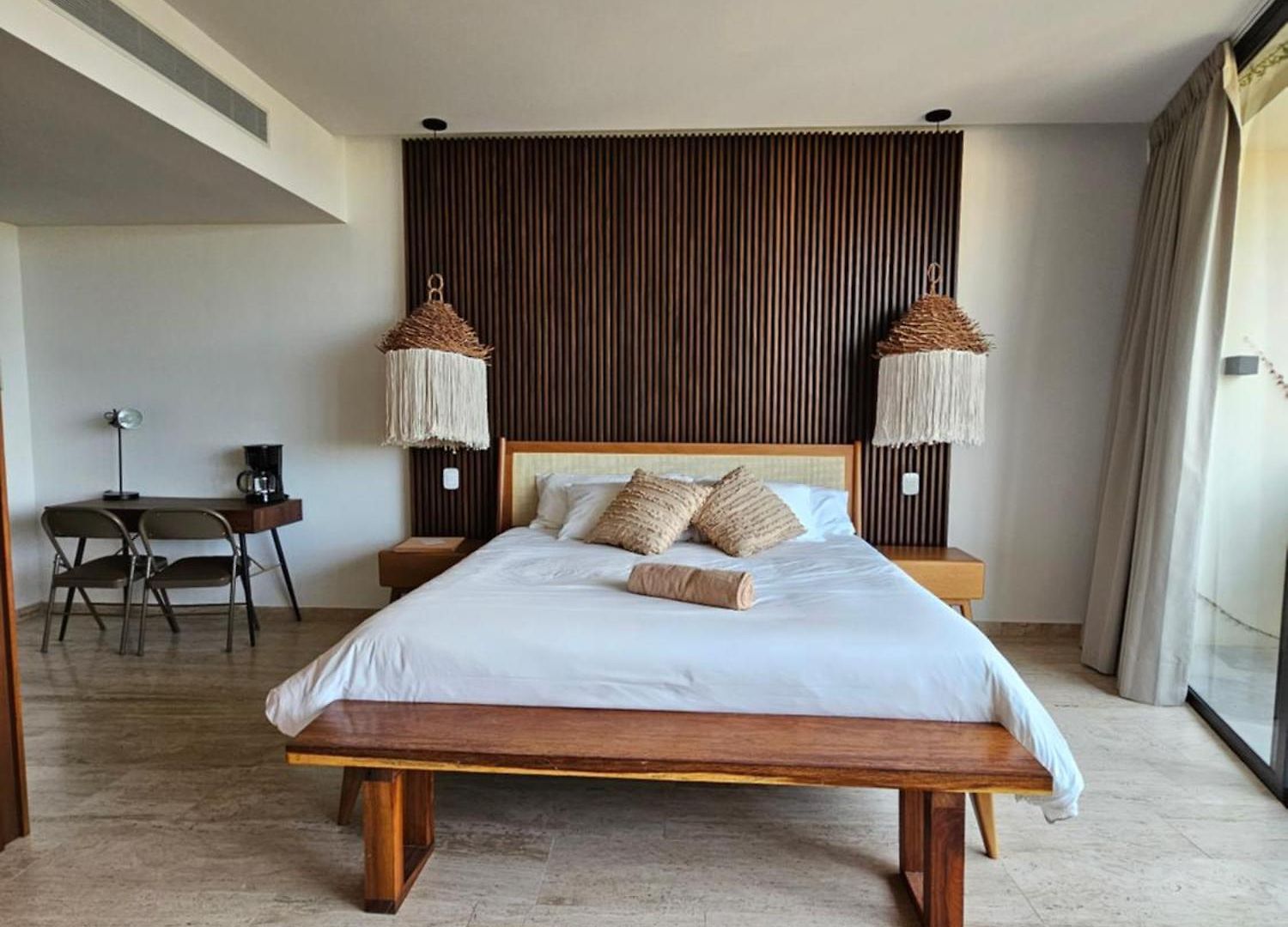 Apartment 2 Bedroom In Mistiq Gardens With Pool And Gym