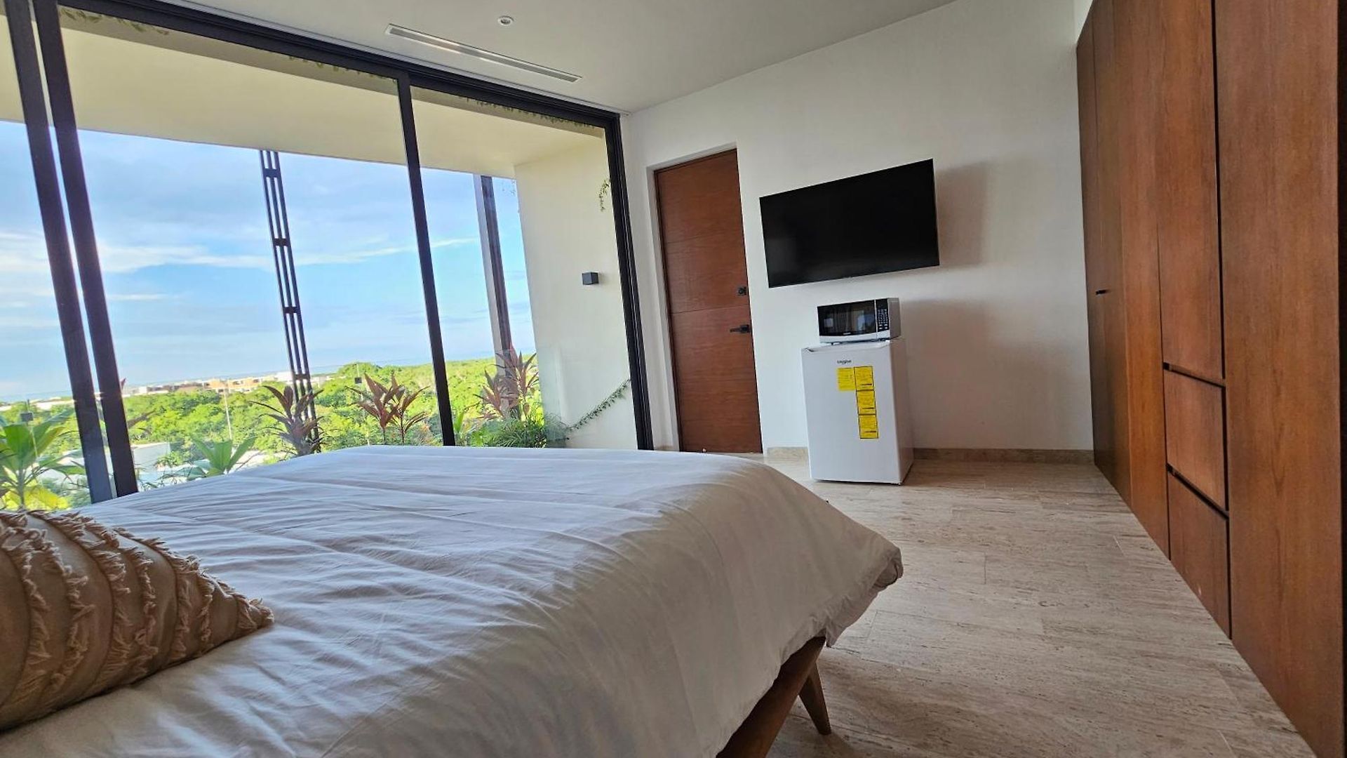 2 Bedroom In Mistiq Gardens With Pool And Gym * Tulum