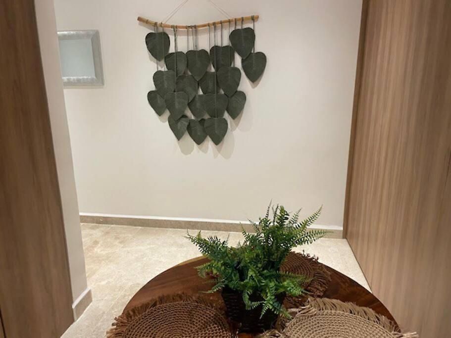 Handicap Accessible Apartment *