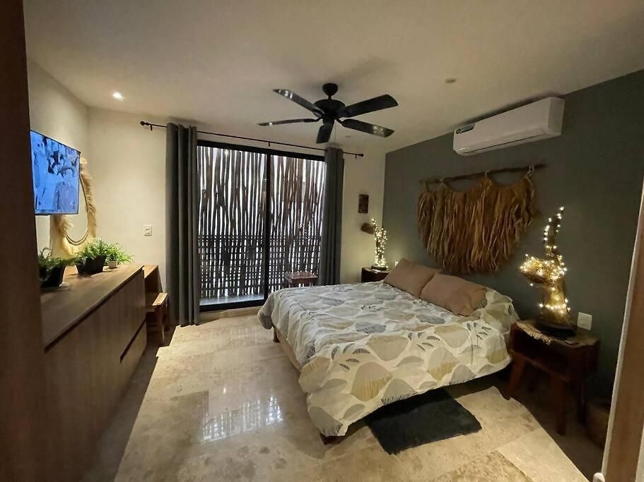 Apartment Handicap Accessible *