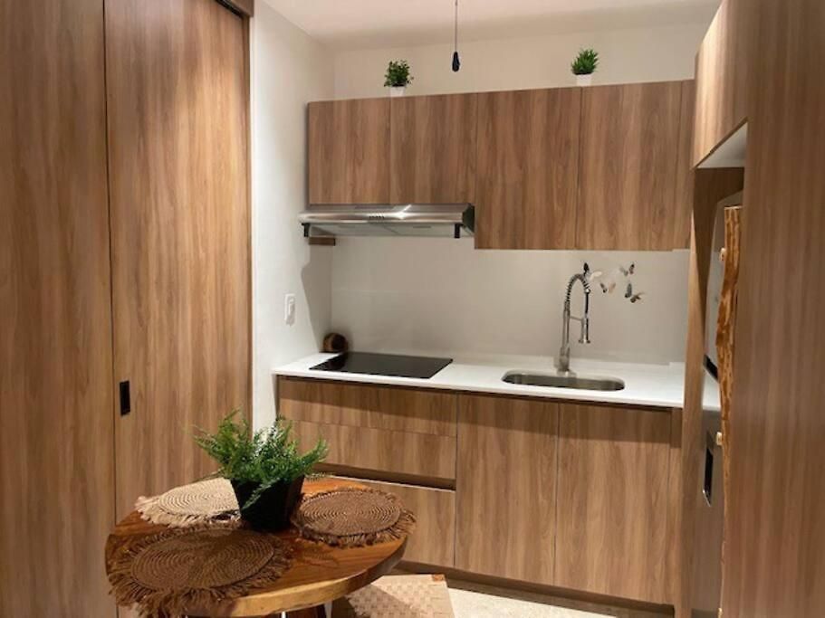 Handicap Accessible Apartment *