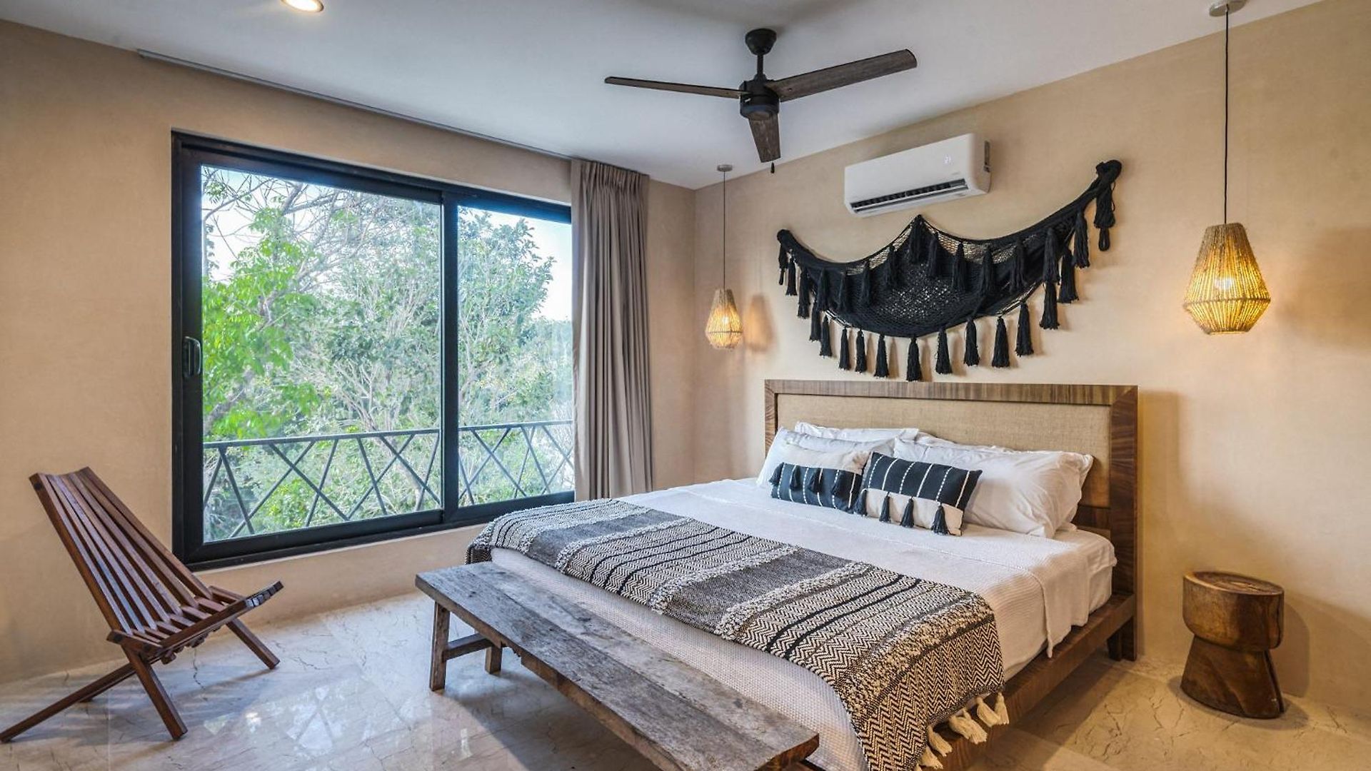 Deluxe 6br Double Penthouse With 2 Private Roof Pools *